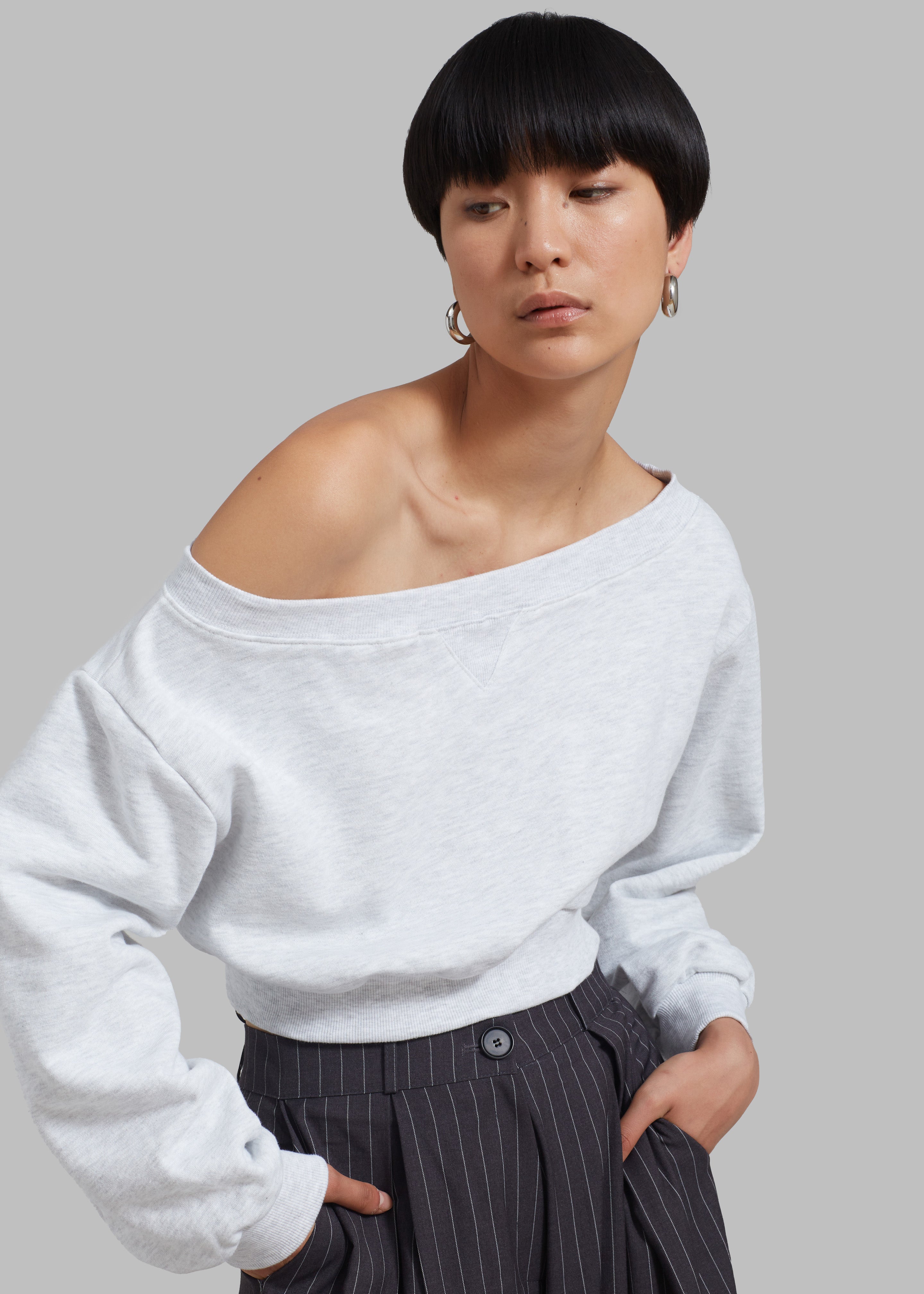 Cropped cheap sweatshirt grey