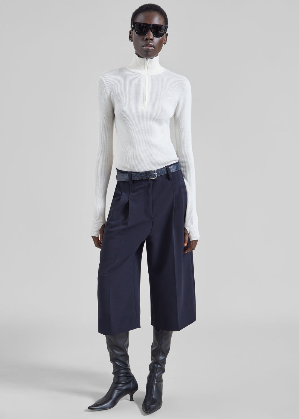 Gio Wool Pleated Bermuda Shorts - Navy - 1