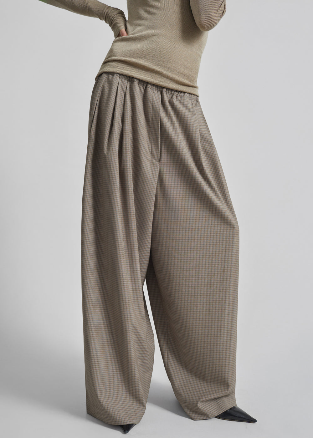 Gistel Pleated Pants - Beige Plaid