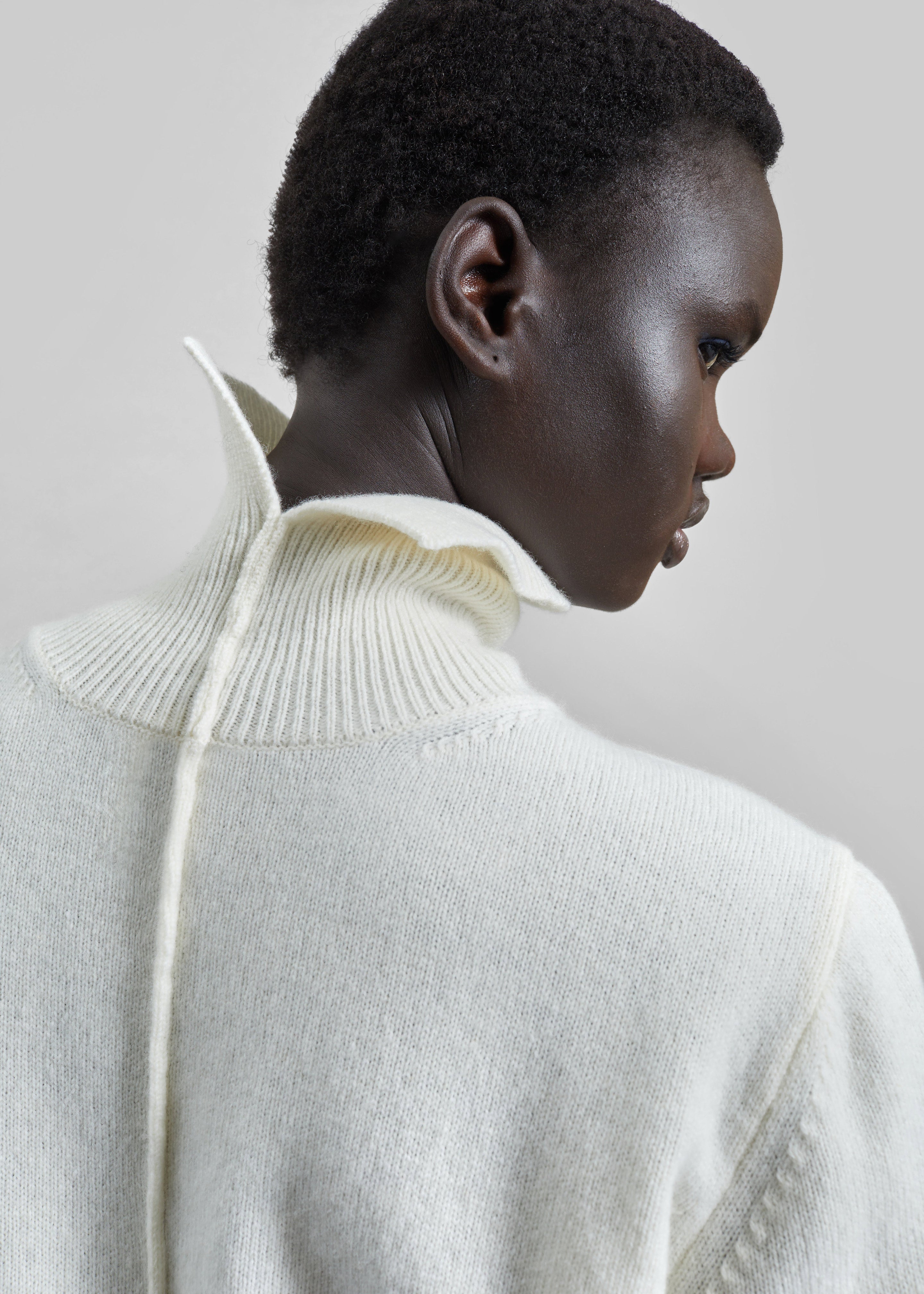 Grenaa Wool Turtleneck Sweater - Ivory – The Frankie Shop