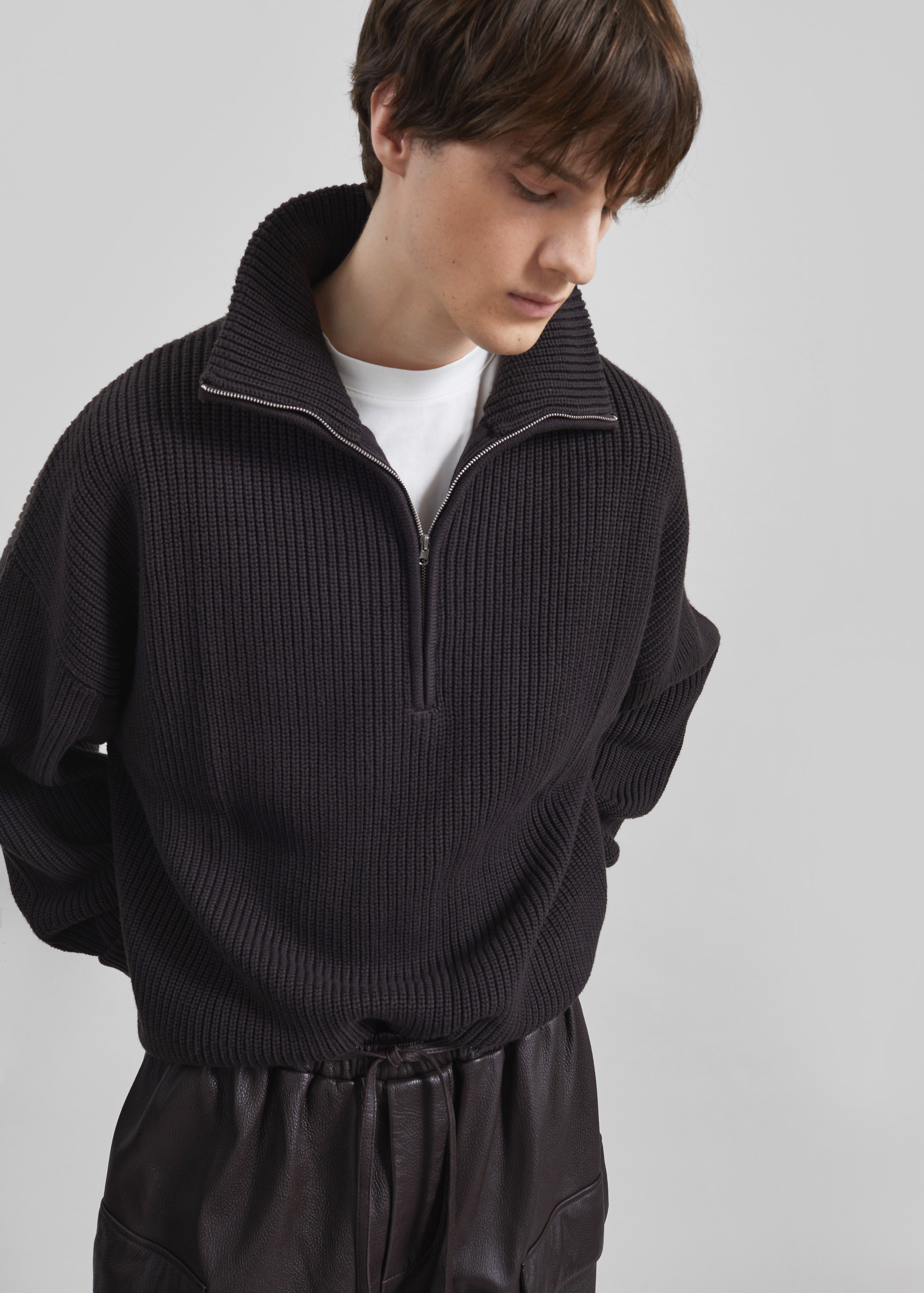 Harrison Quarter Zip Jumper - Dark Plum - 7