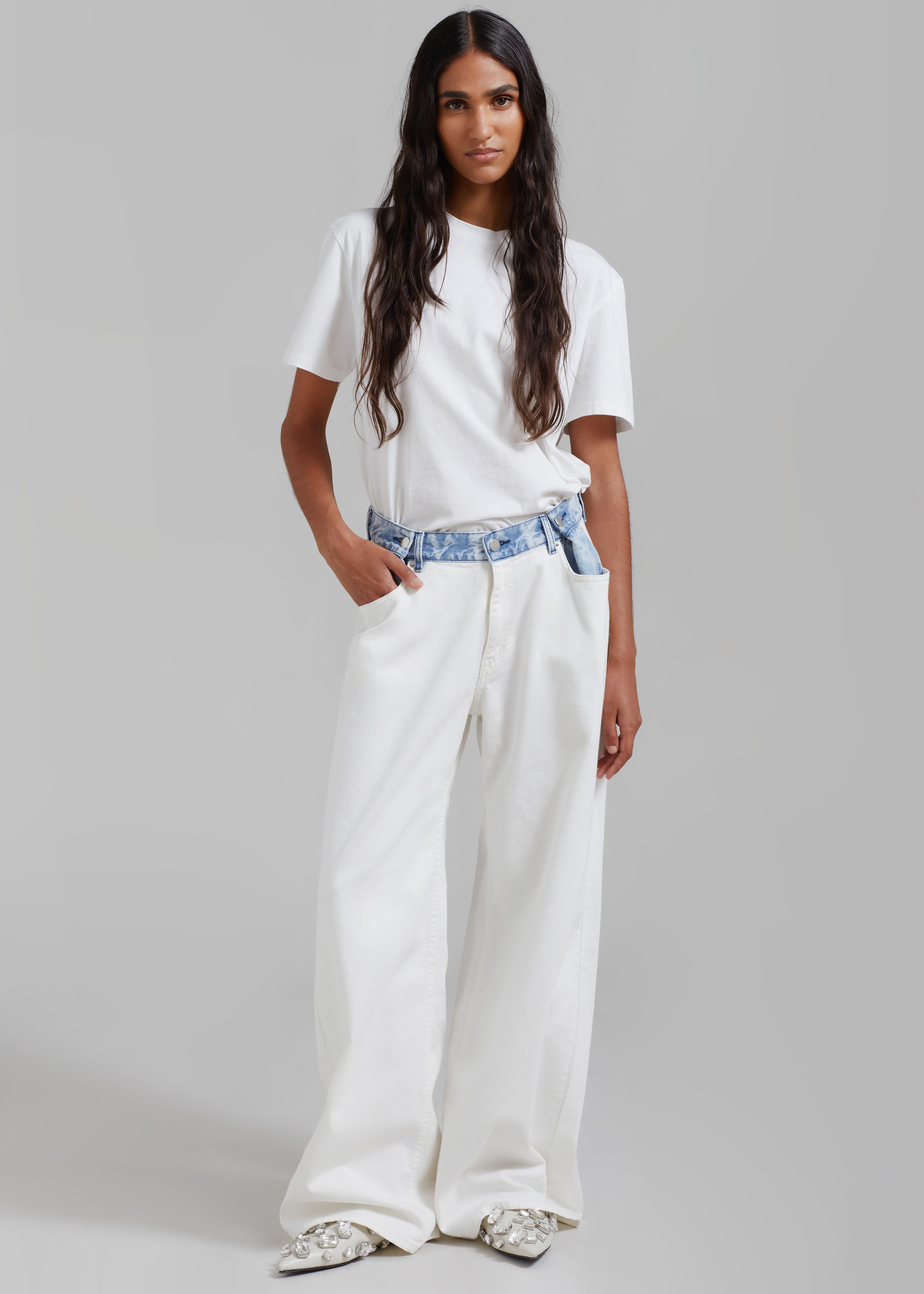 RFD White women denim jeans, Closer Type : Button, Style : Mide-Rise at Rs  380 / piece in Ghaziabad