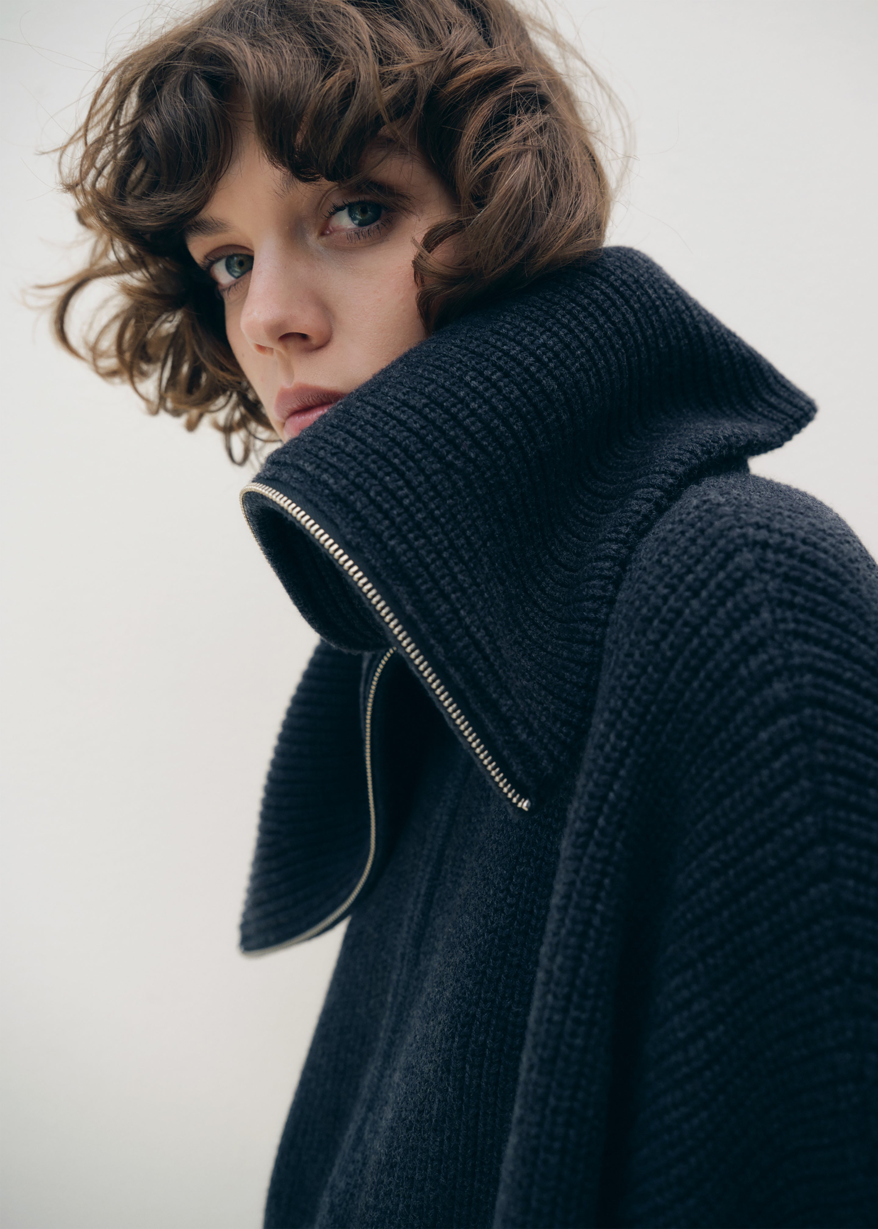 Hazel Oversized Wool Jumper - Dark Navy - 1