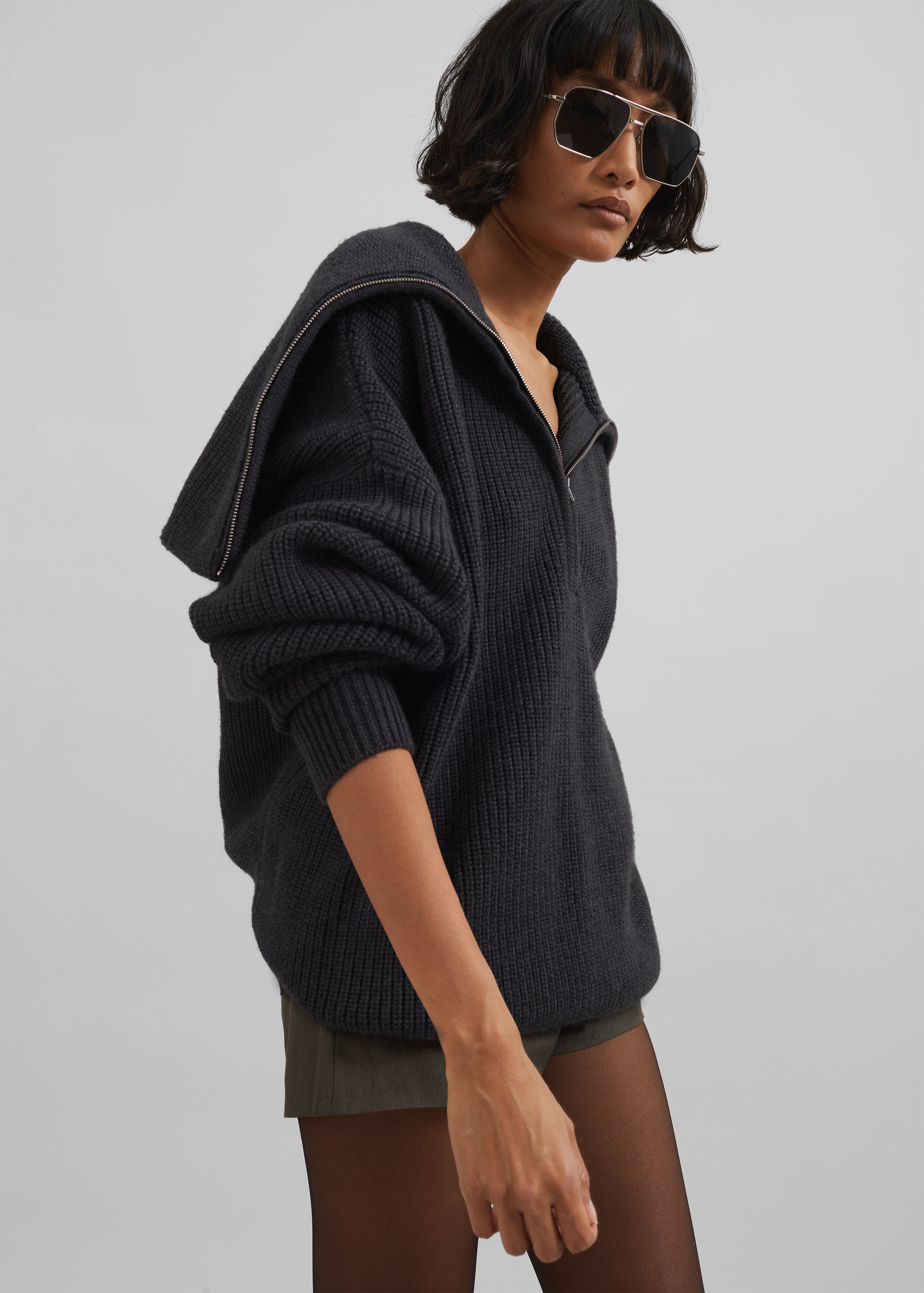 Hazel Oversized Wool Jumper - Dark Grey - 4