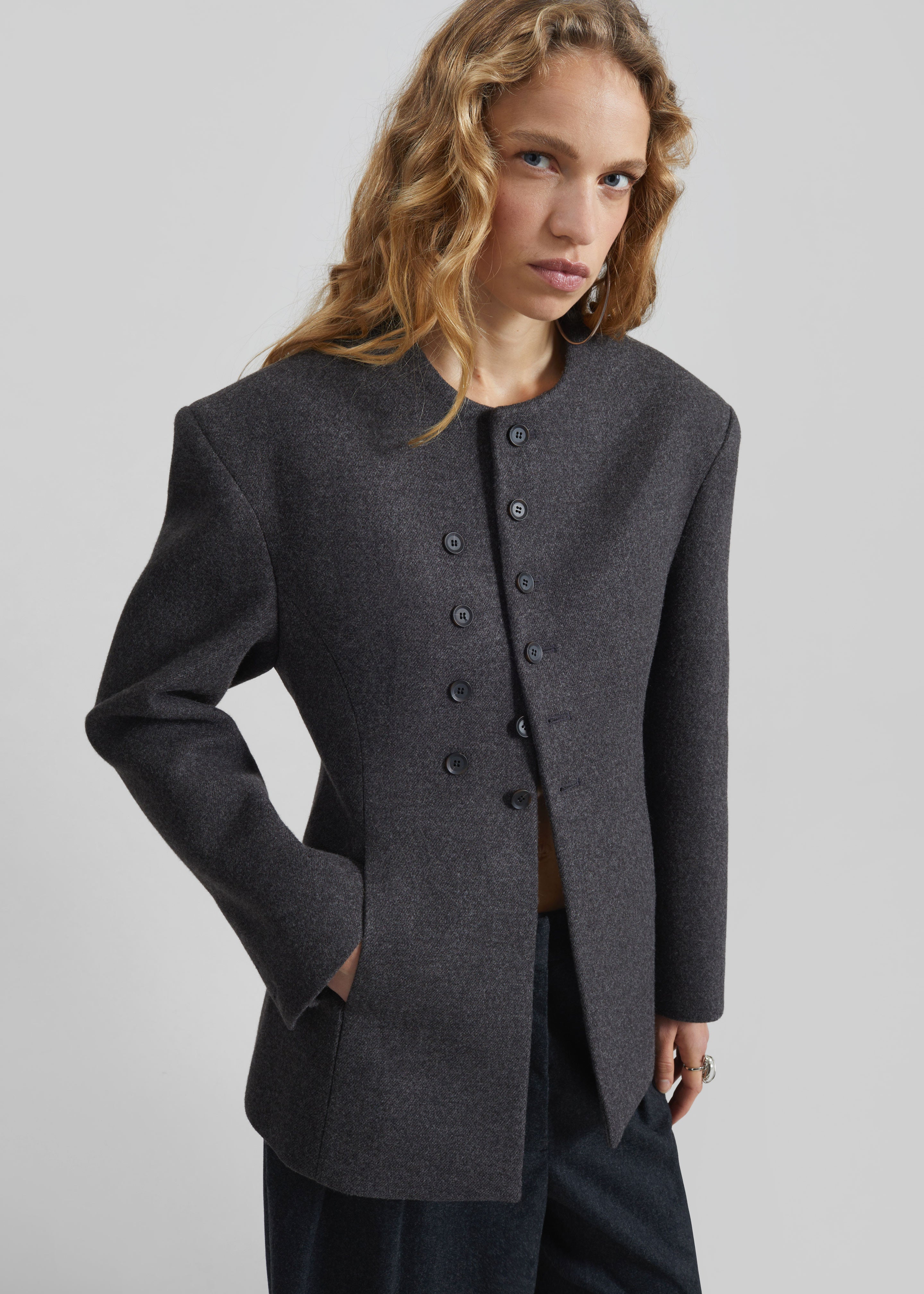 Helga Collarless Tailored Blazer - Dark Grey – The Frankie Shop Helga Collarless Tailored Blazer - Dark Grey – The Frankie Shop