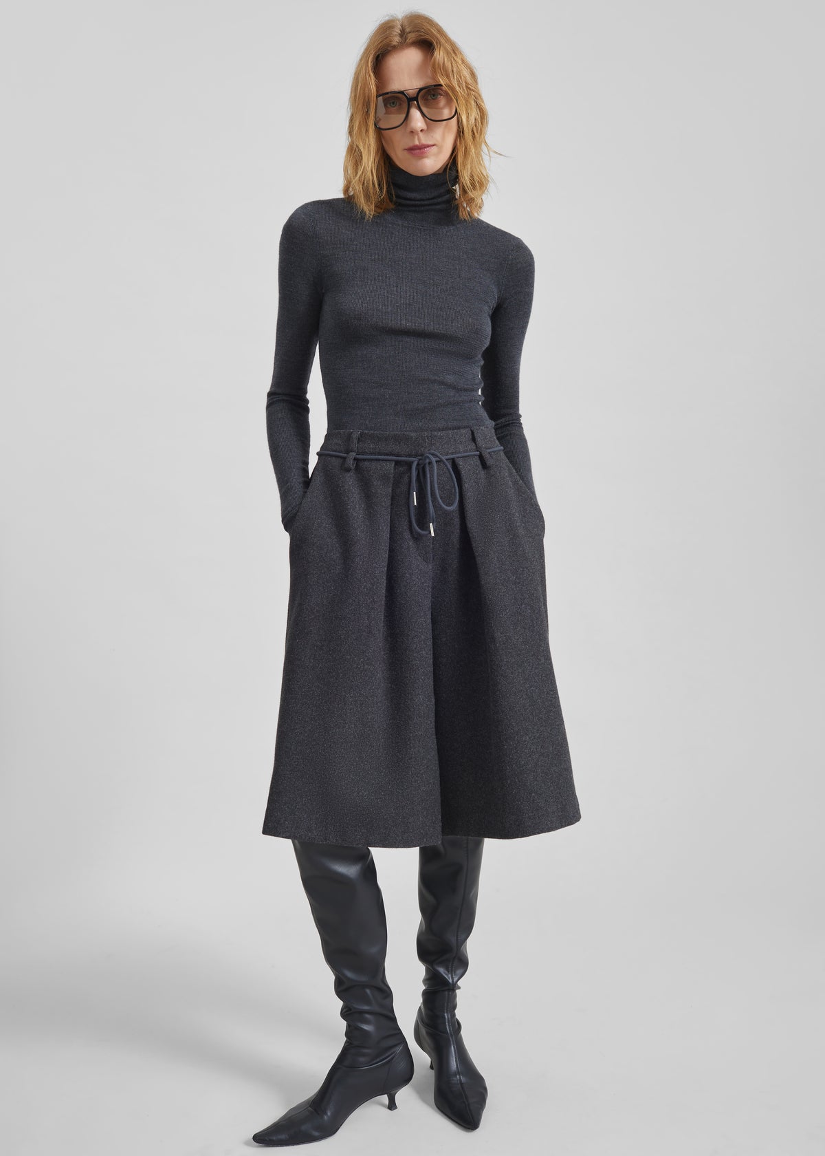 Hemavan Bermuda Shorts - Dark Grey - 5