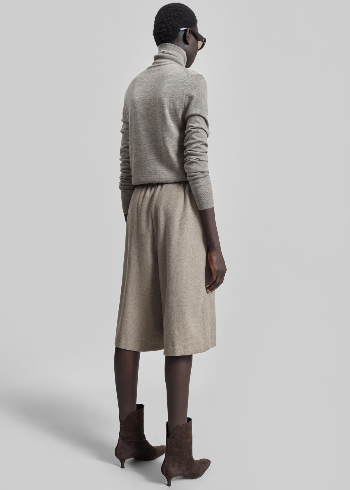 Hemavan Bermuda Shorts - Taupe - 7