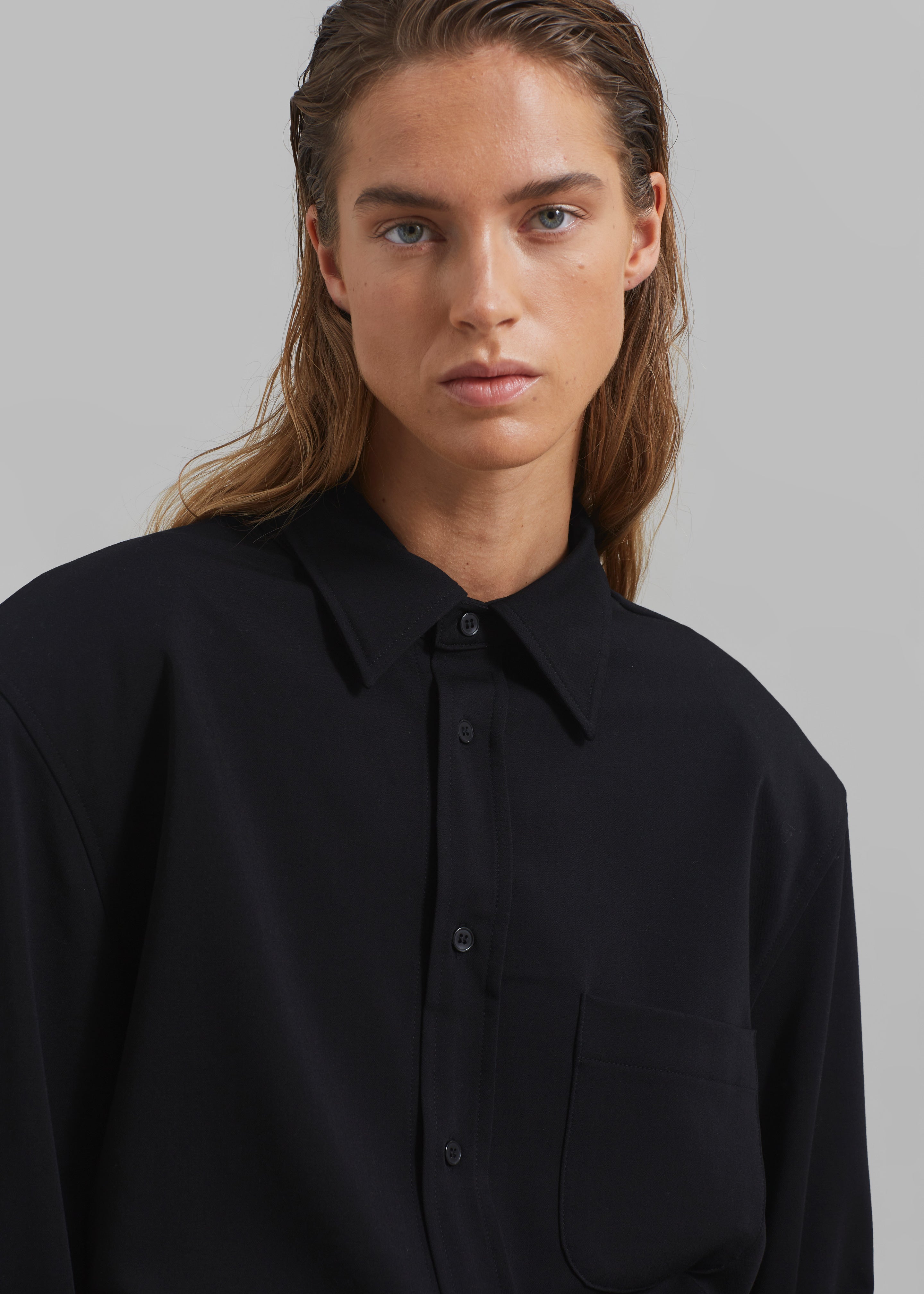 Hollis Padded Shoulder Shirt - Black – The Frankie Shop