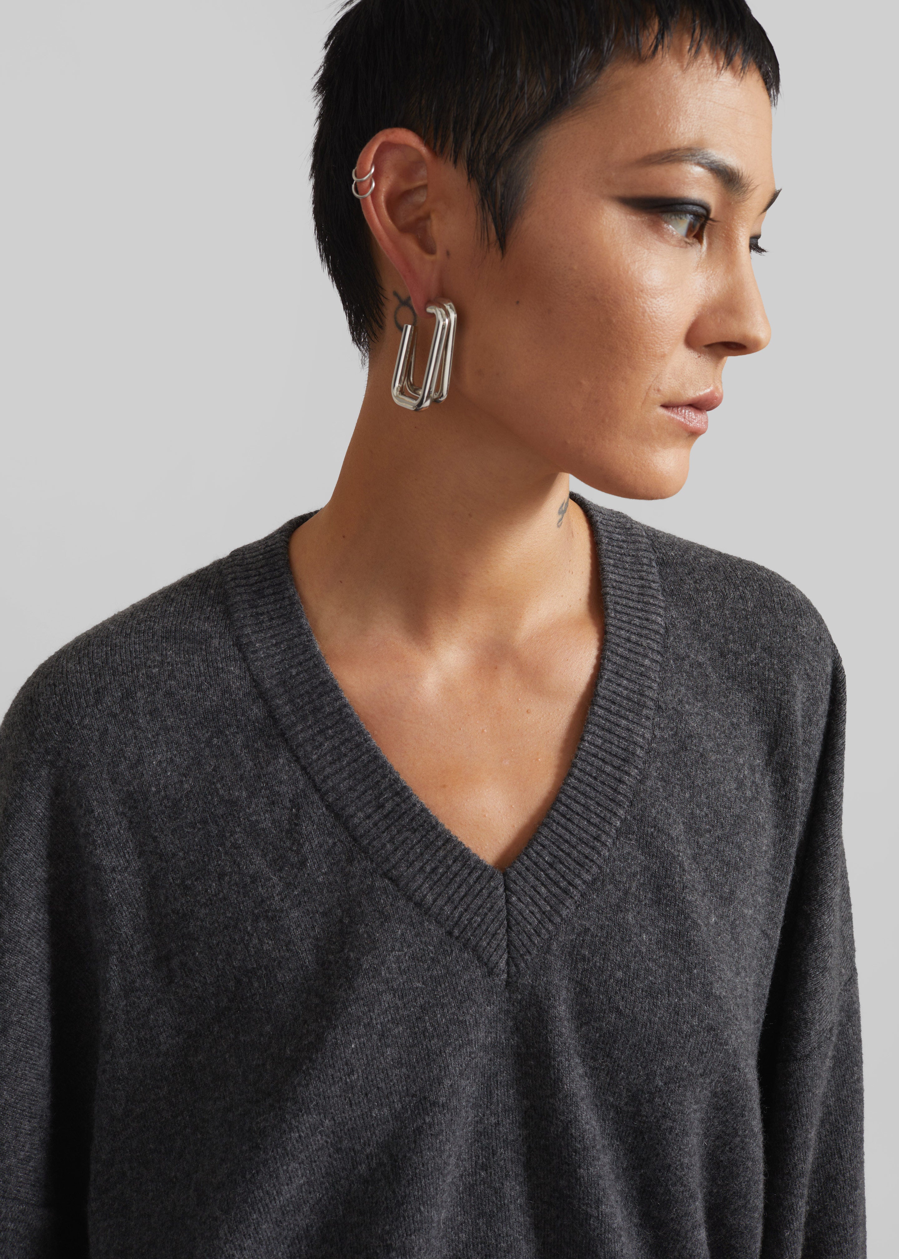 STONE  Vネックセーター XXL ダークグレー Stone Island – V-Neck Sweater Melange Charcoal