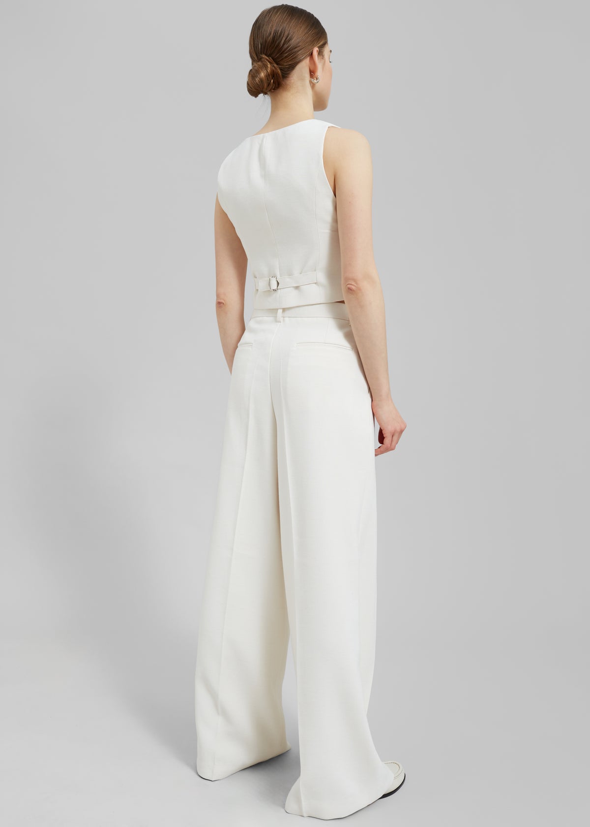 off white dress pants Victoria High Waisted Dress Pants White Fashion Nova and jetted button back pockets. Indio Pants - Off White