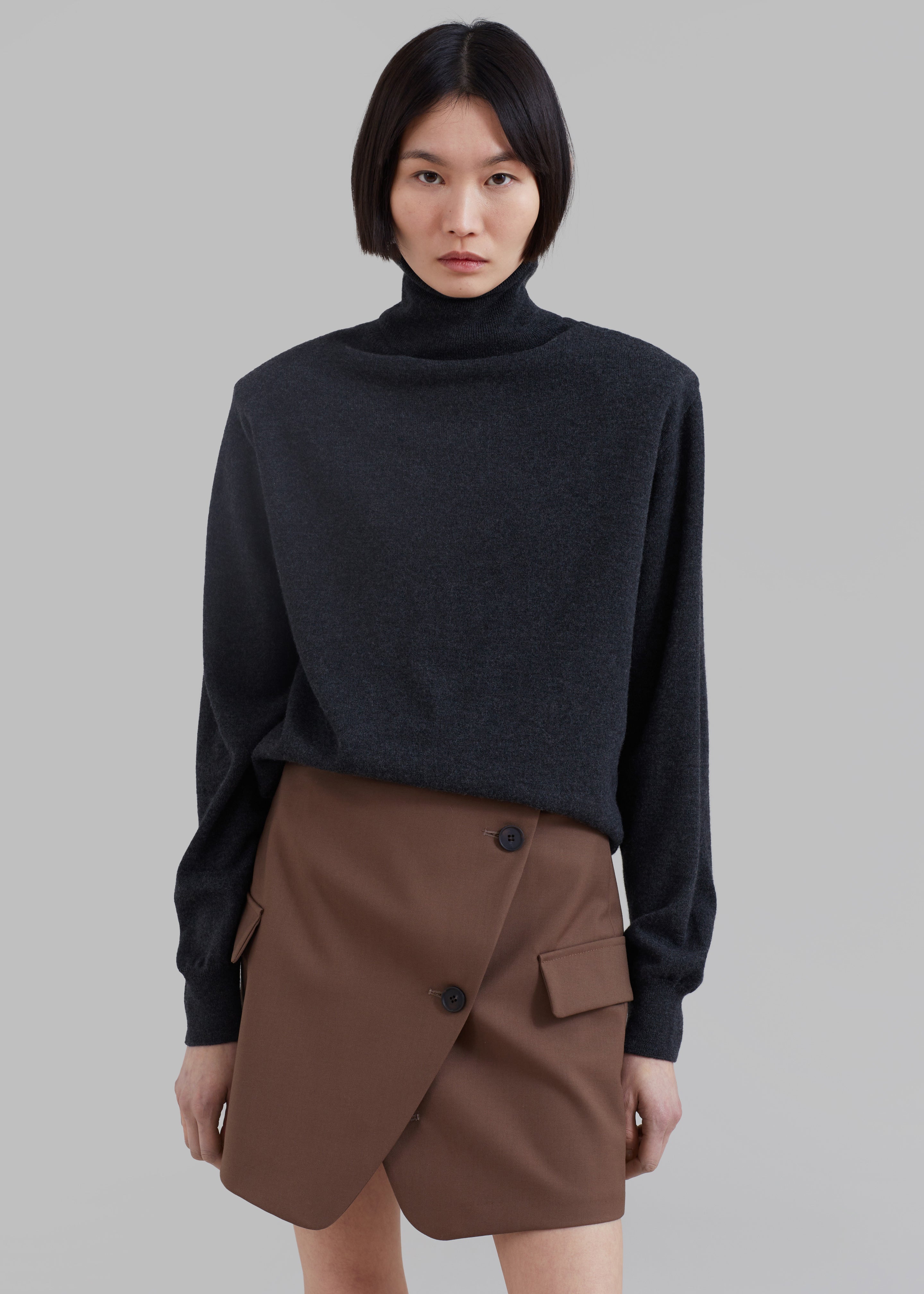 Ines Thin Padded Turtleneck Charcoal The Frankie Shop