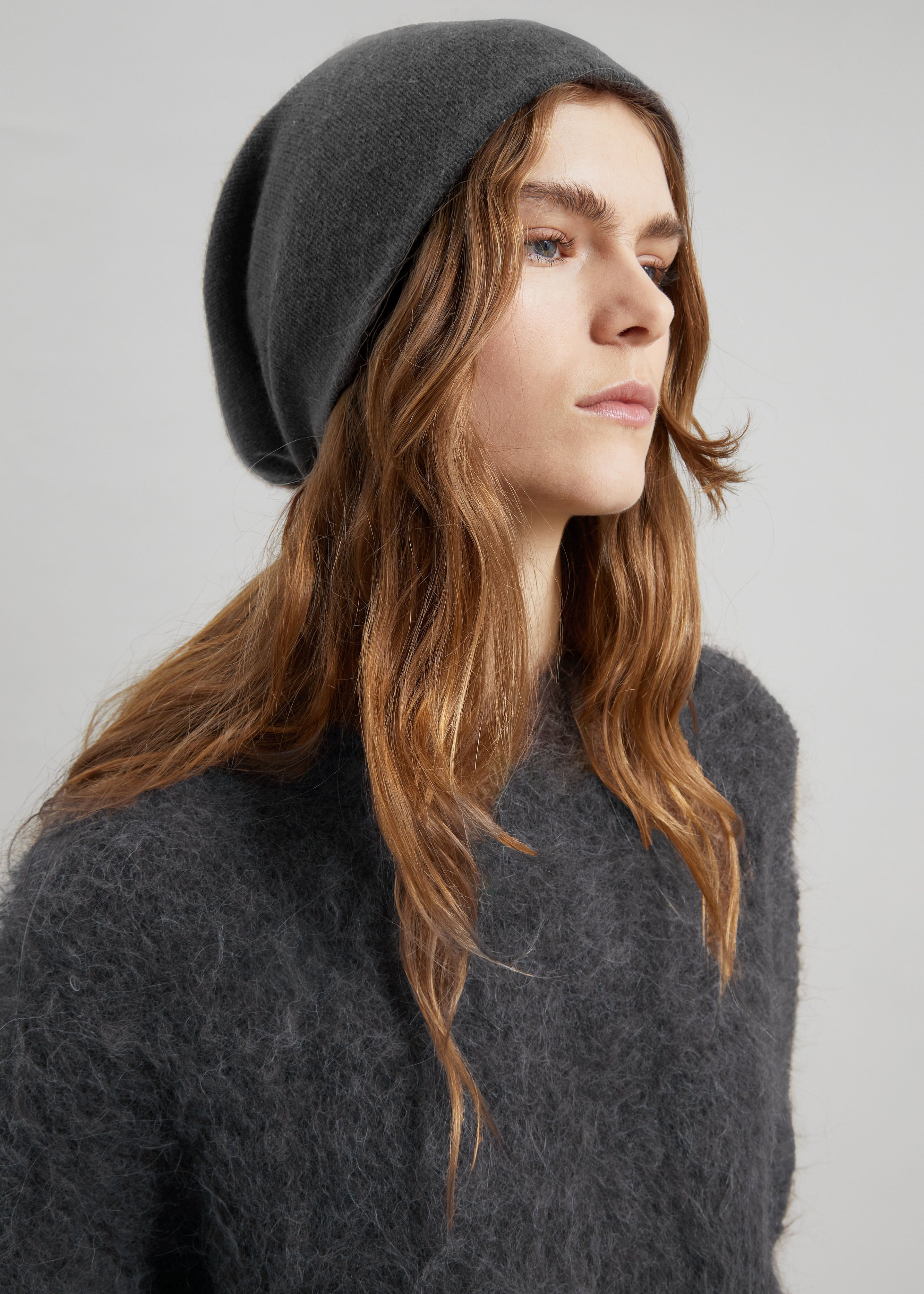 Inko Cashmere Beanie - Dark Grey – The Frankie Shop