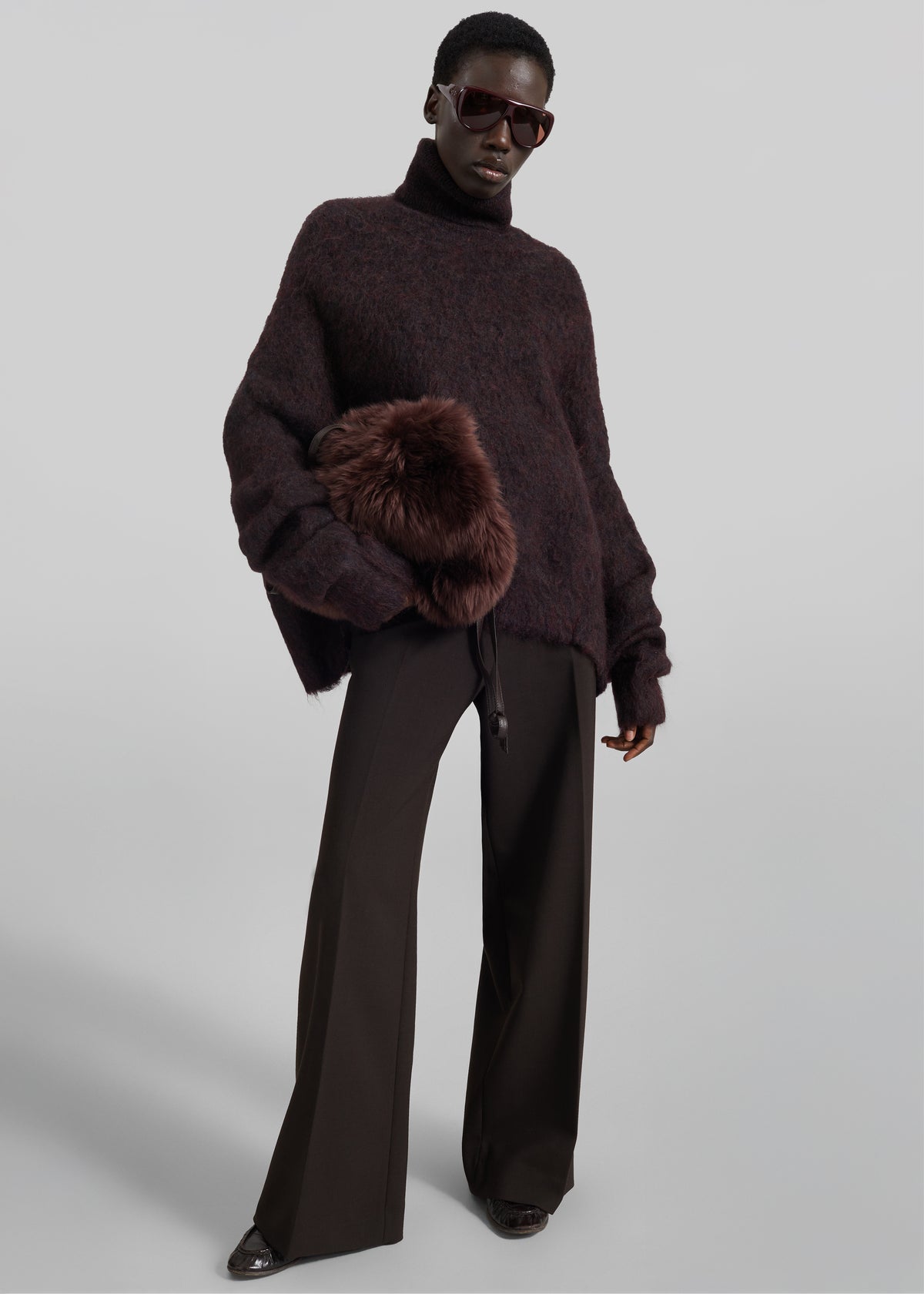 Iria Fuzzy Turtleneck Sweater - Brown