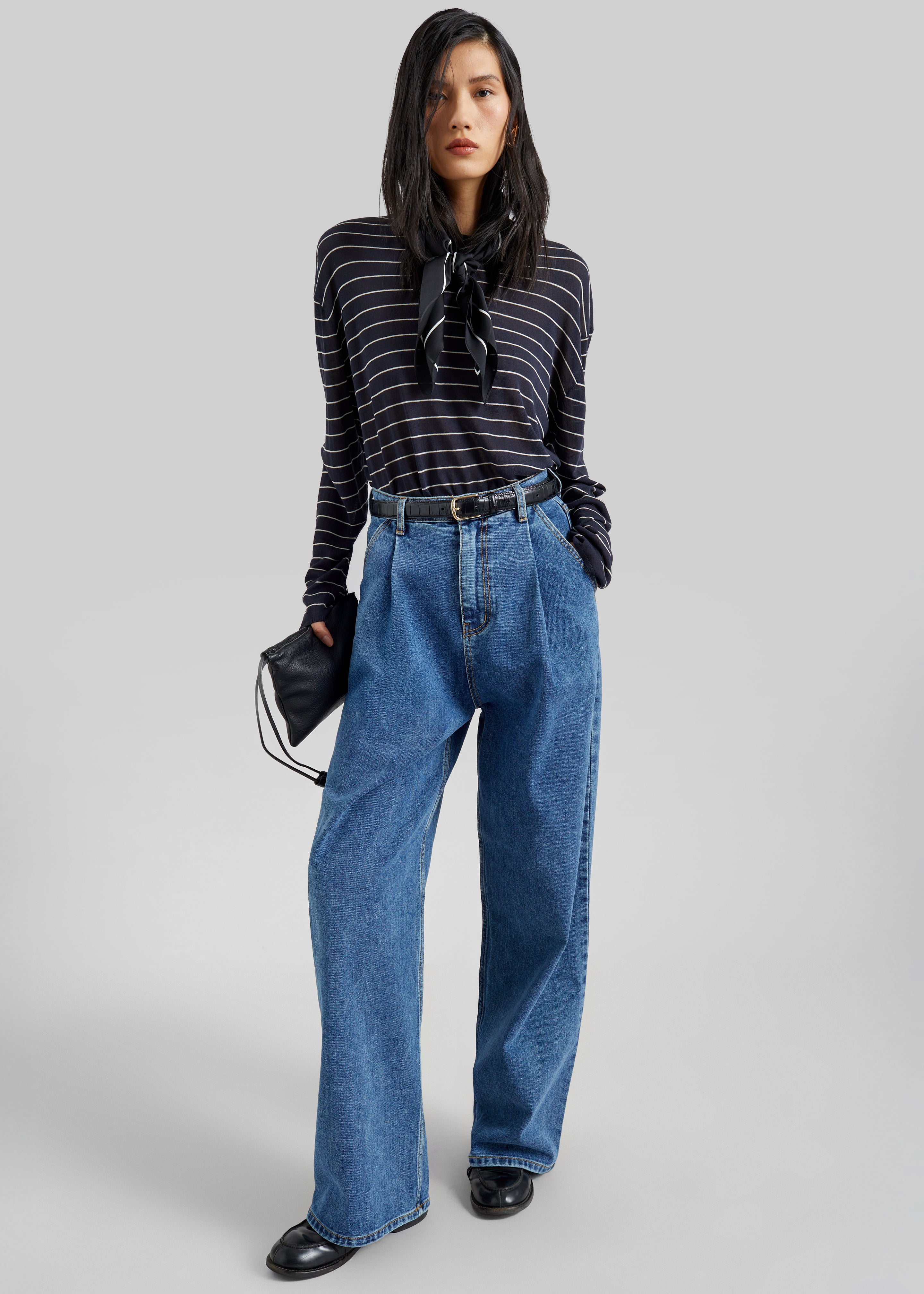 ROOM☆ フランシストモークス　スタッズ・ラメ付き デニム Isabella Denim Pants - Medium Wash – The Frankie Shop