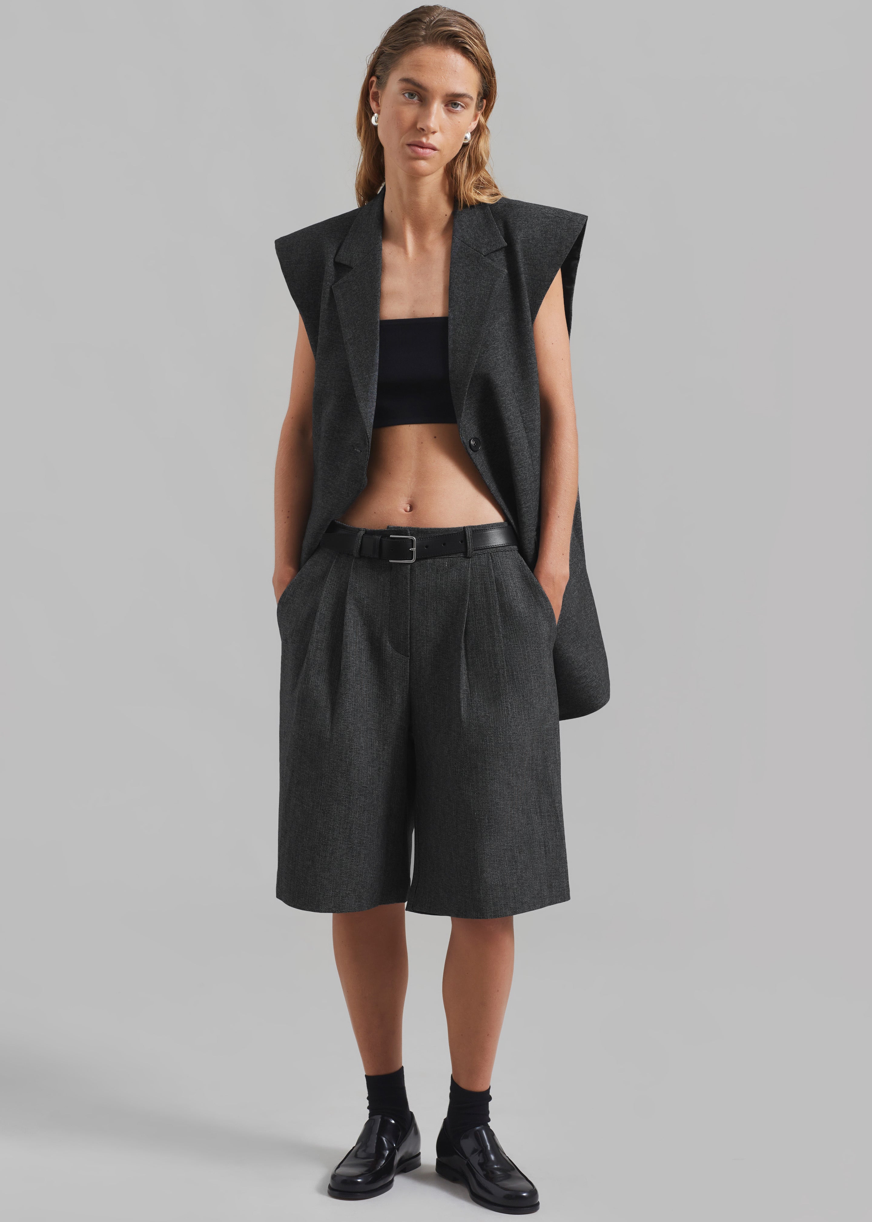 Isara Pleated Shorts - Dark Grey Melange - 9