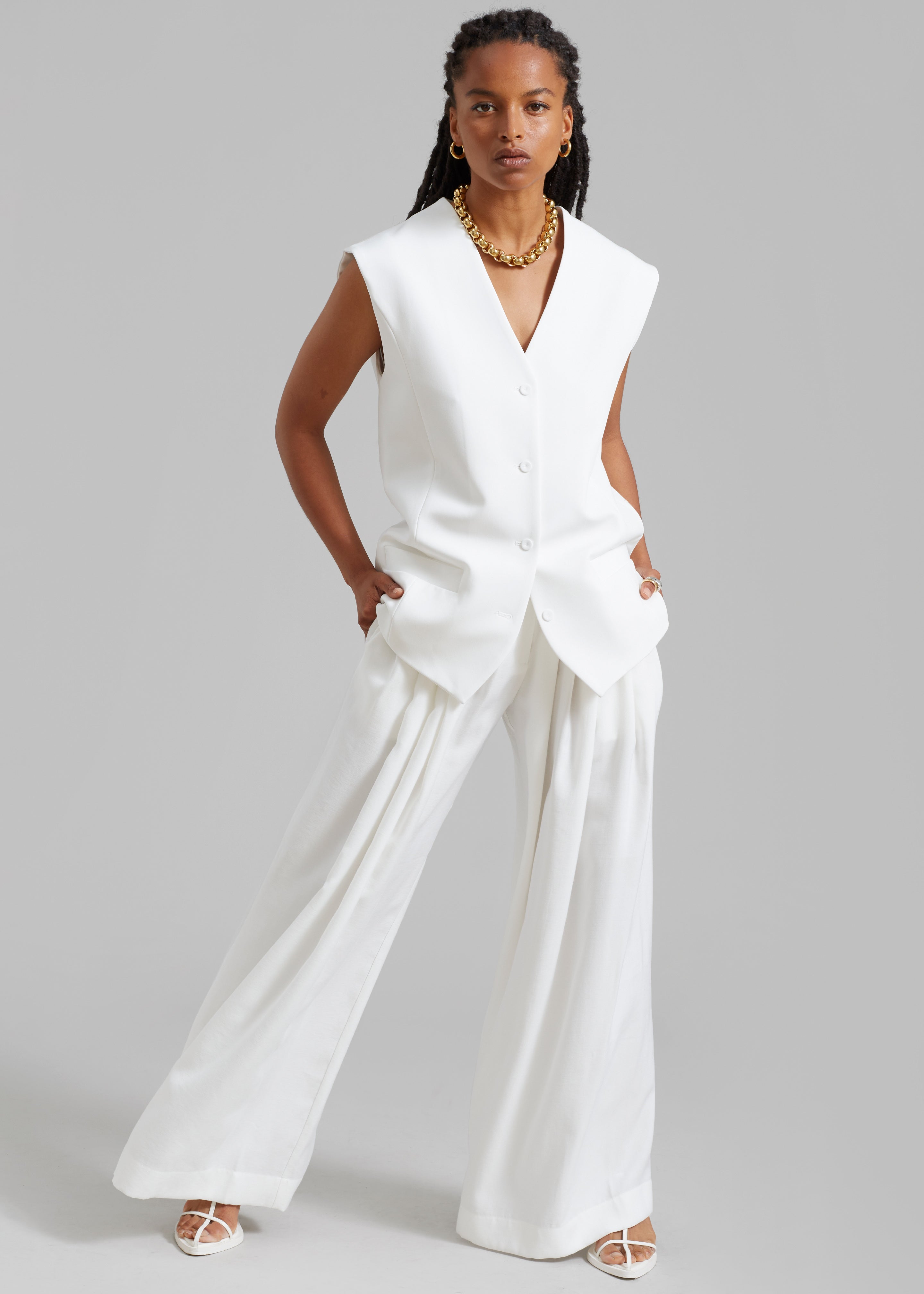 Isla Oversized Vest - White – The Frankie Shop