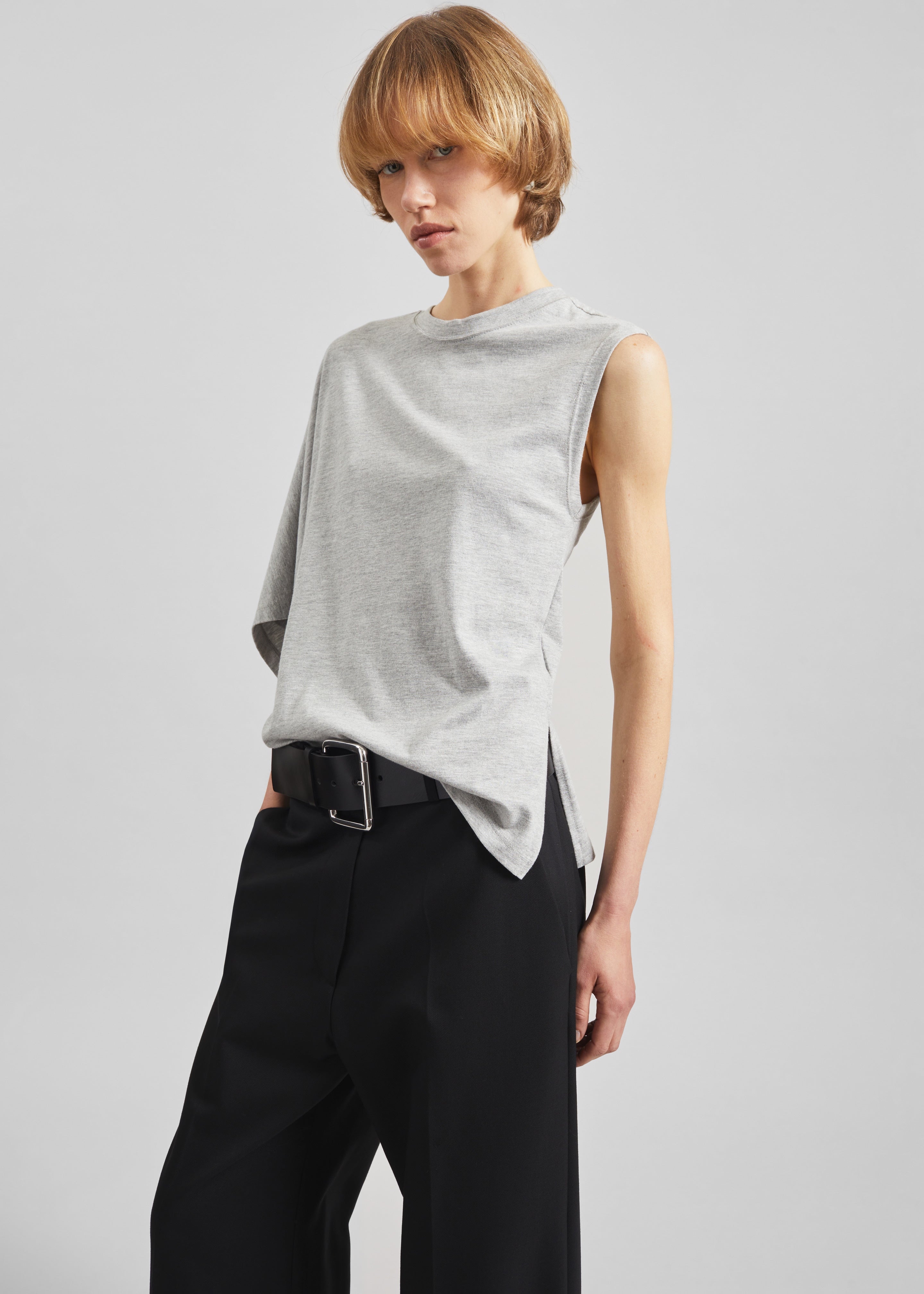 Ismere One-Sleeve Asymmetric Top - Grey - 5