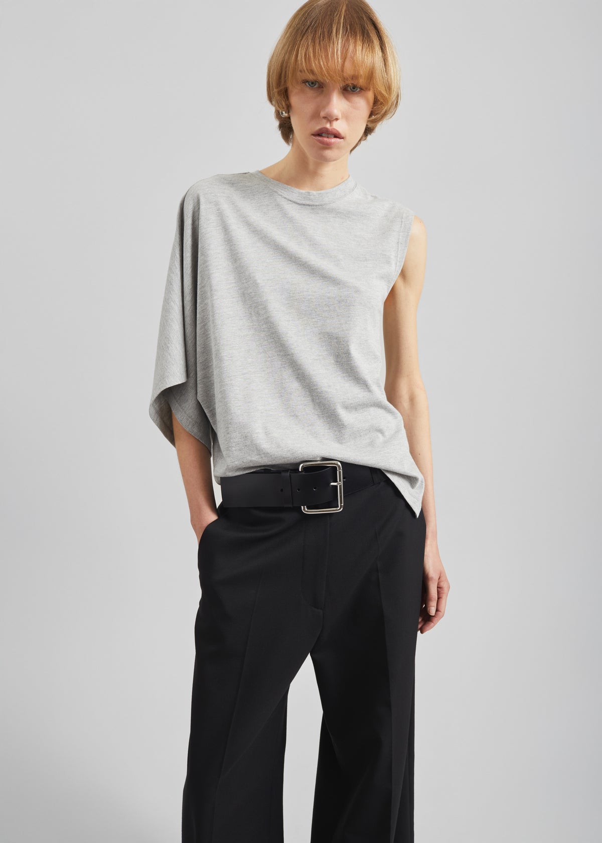 Ismere One-Sleeve Asymmetric Top - Grey - 4