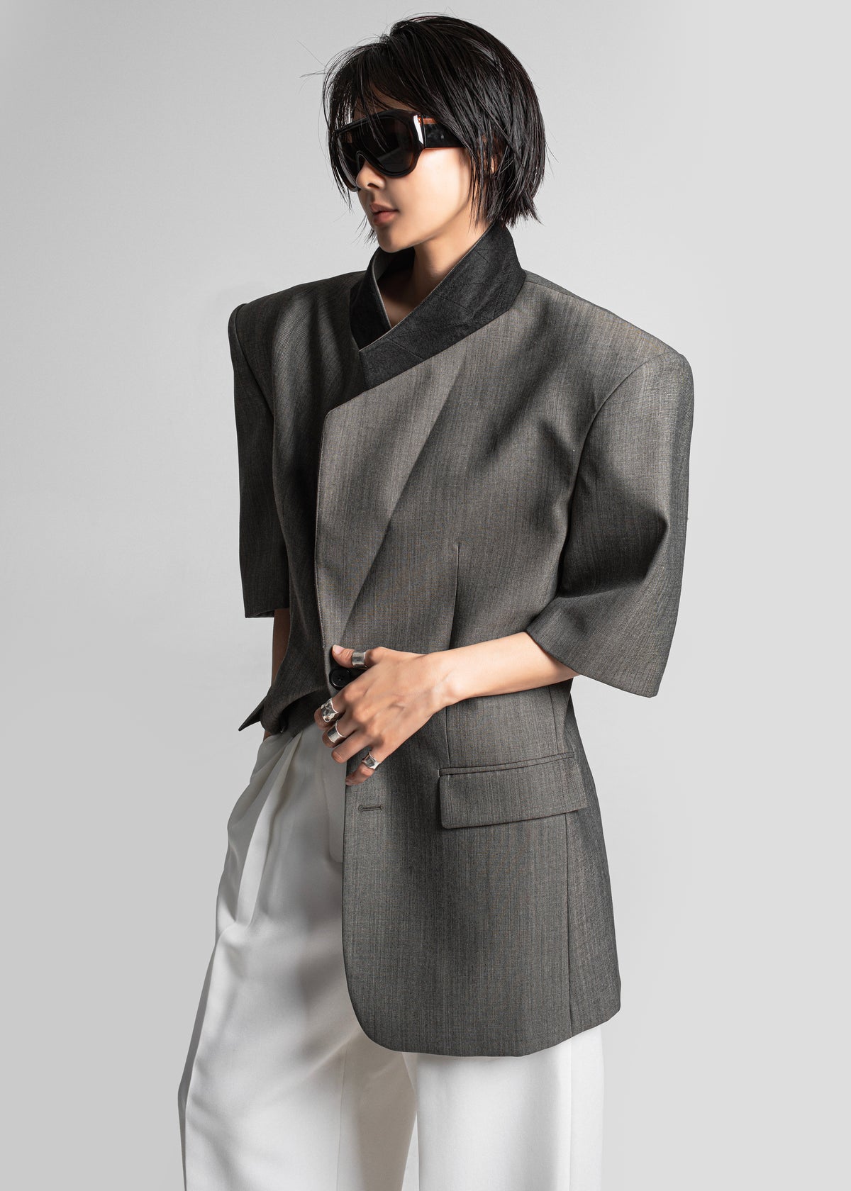 Ivora Short Sleeve Blazer - Dark Grey