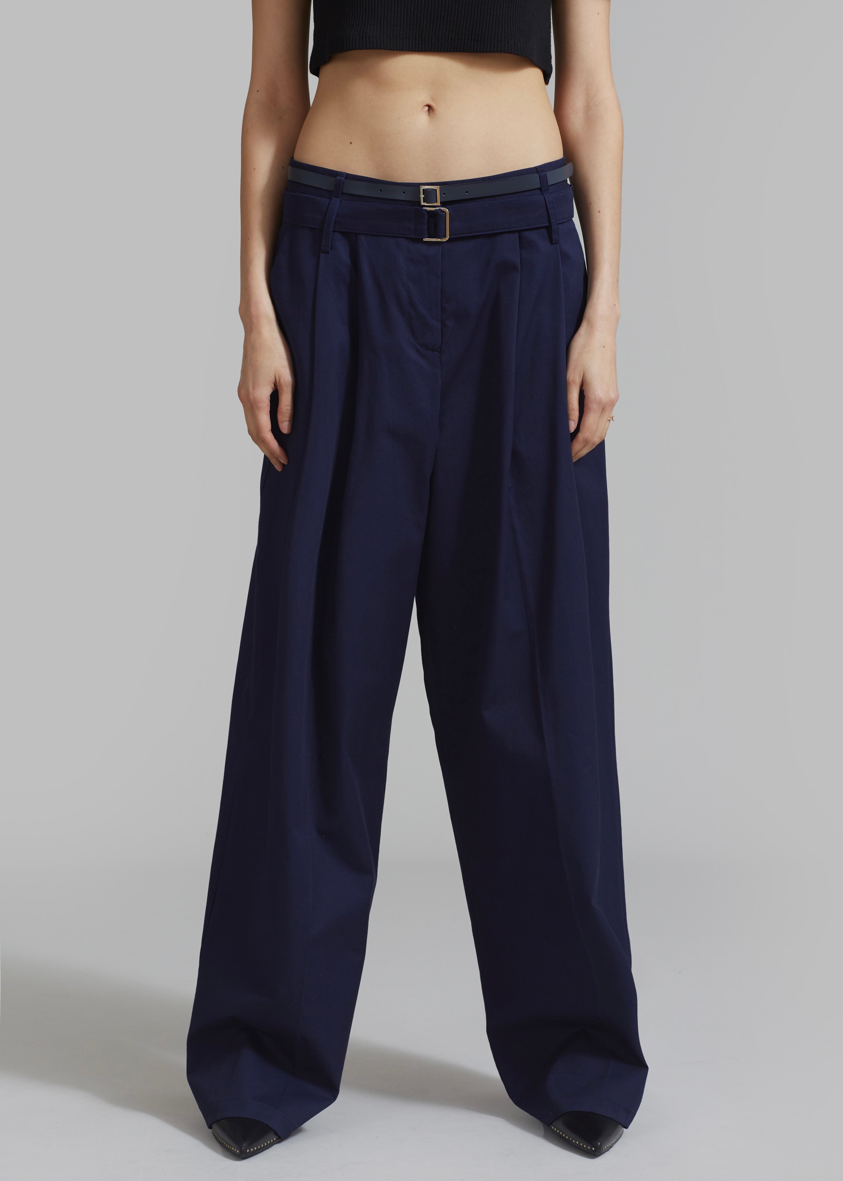 新品・未開封】Double Belted Pants | comonuevo.com.co