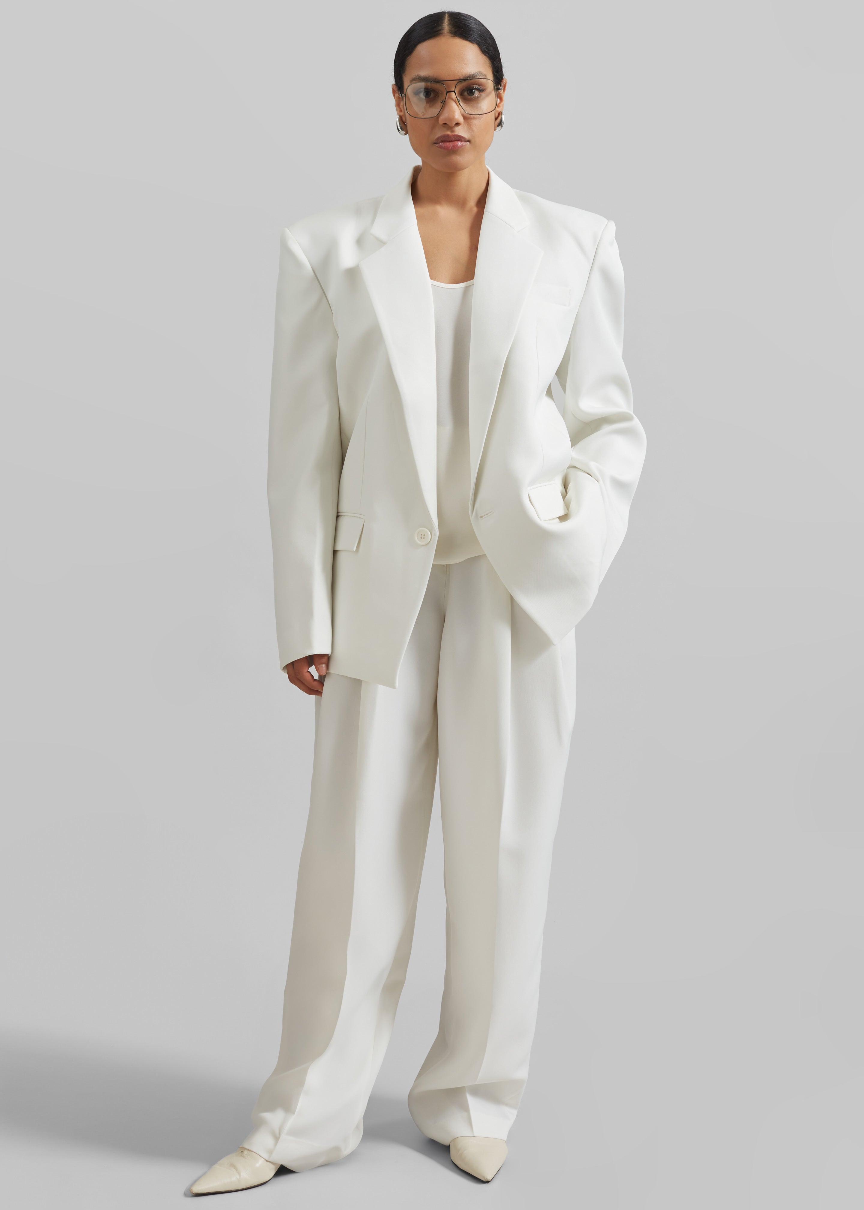 jun　 sheller ホワイト ジャケット Jun Blazer - White – The Frankie Shop