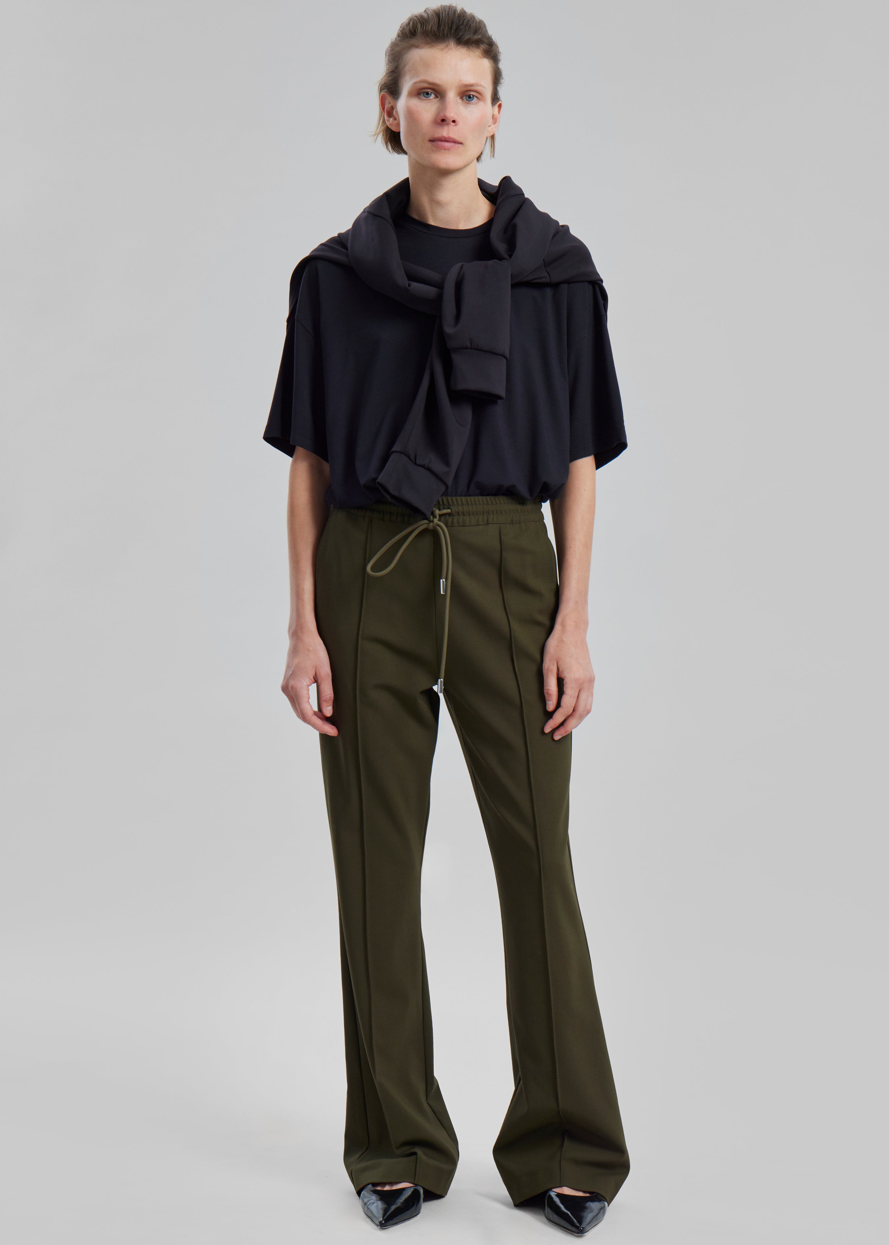 JW Anderson Drawstring Waist Tailored Trousers - Olive – The Frankie Shop