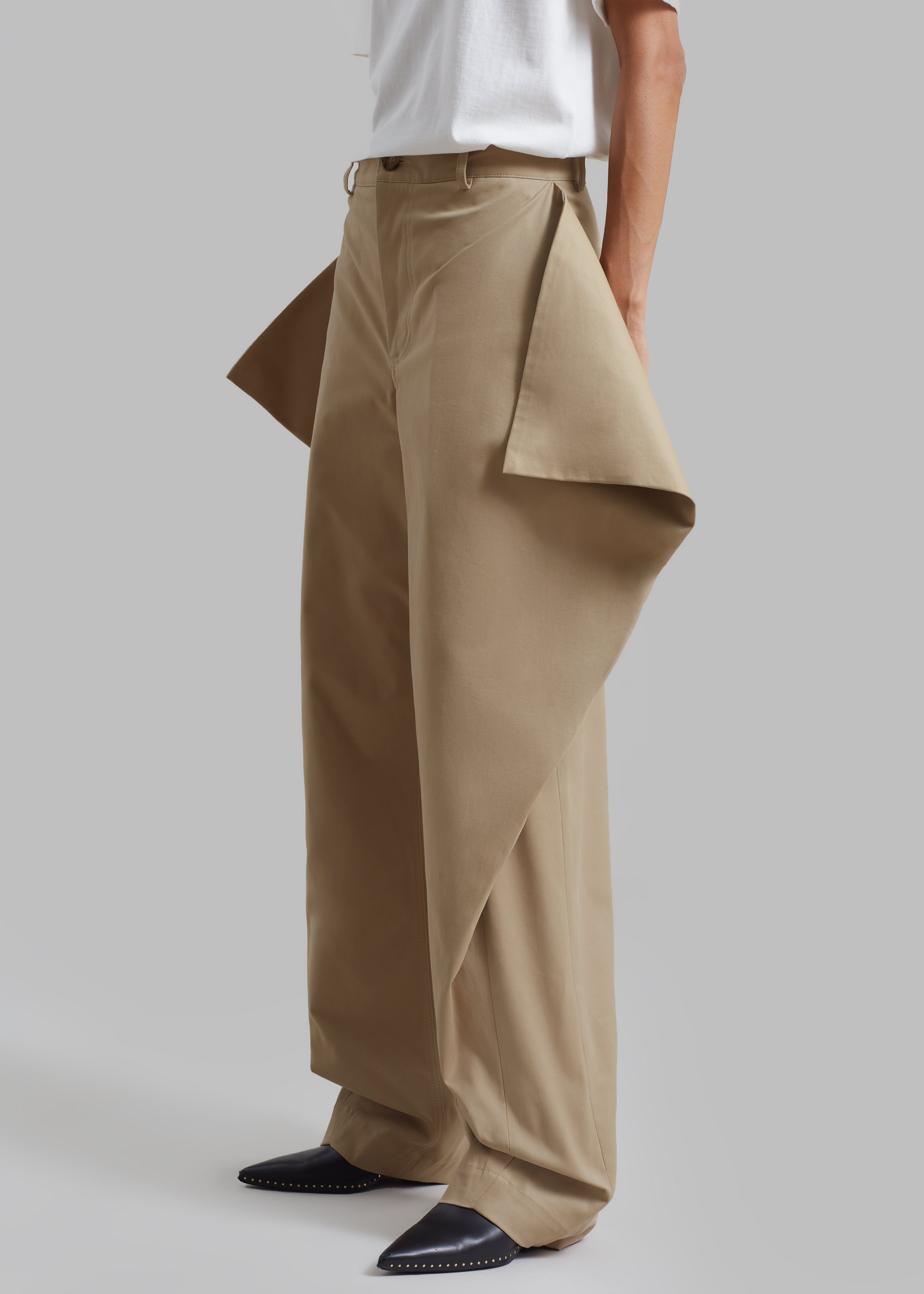 Casual trousers Dolce & Gabbana - Light beige flax trousers -  GV1CXTFU4JKS8230