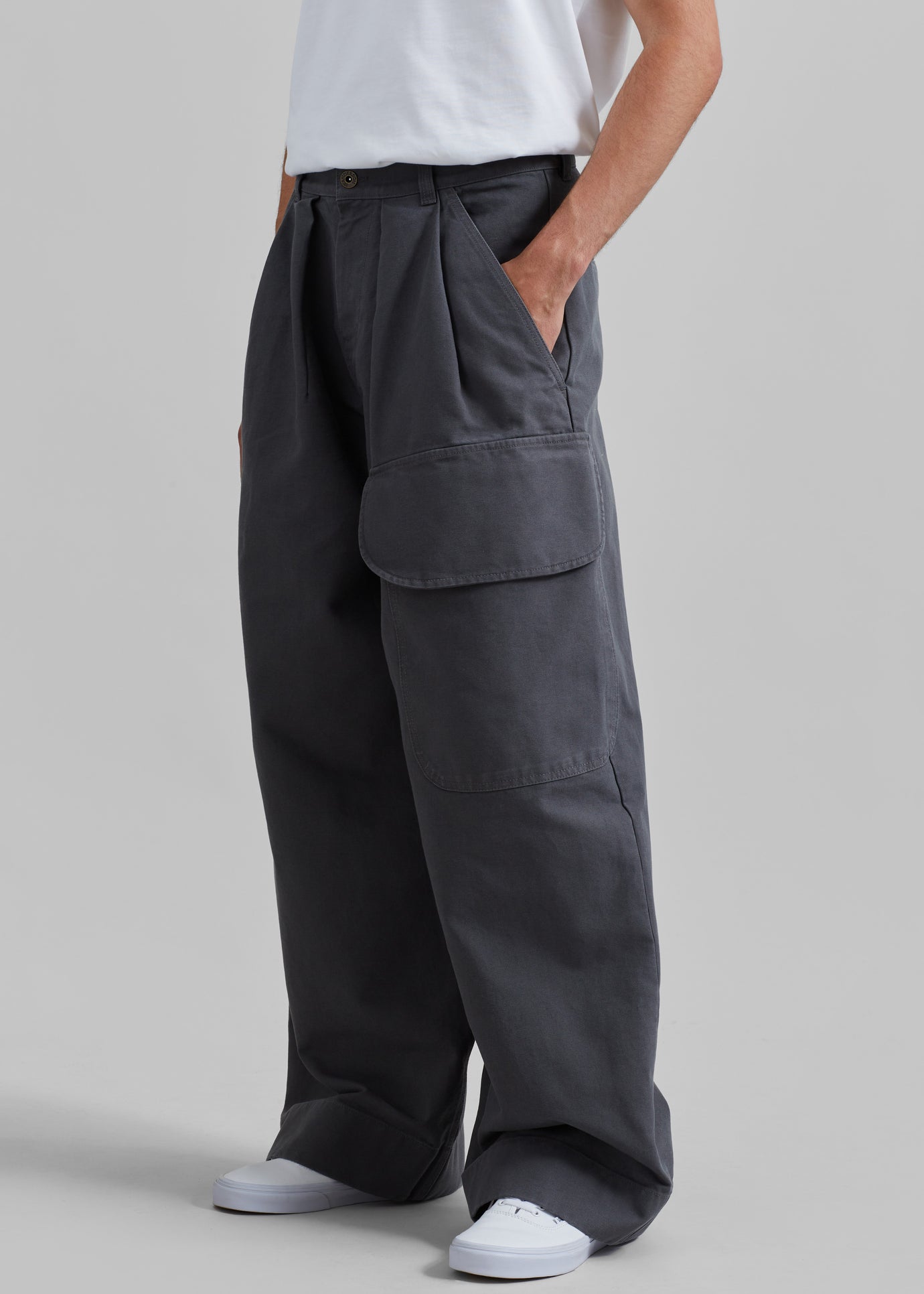 JW Anderson Relaxed Cargo Trousers - Grey