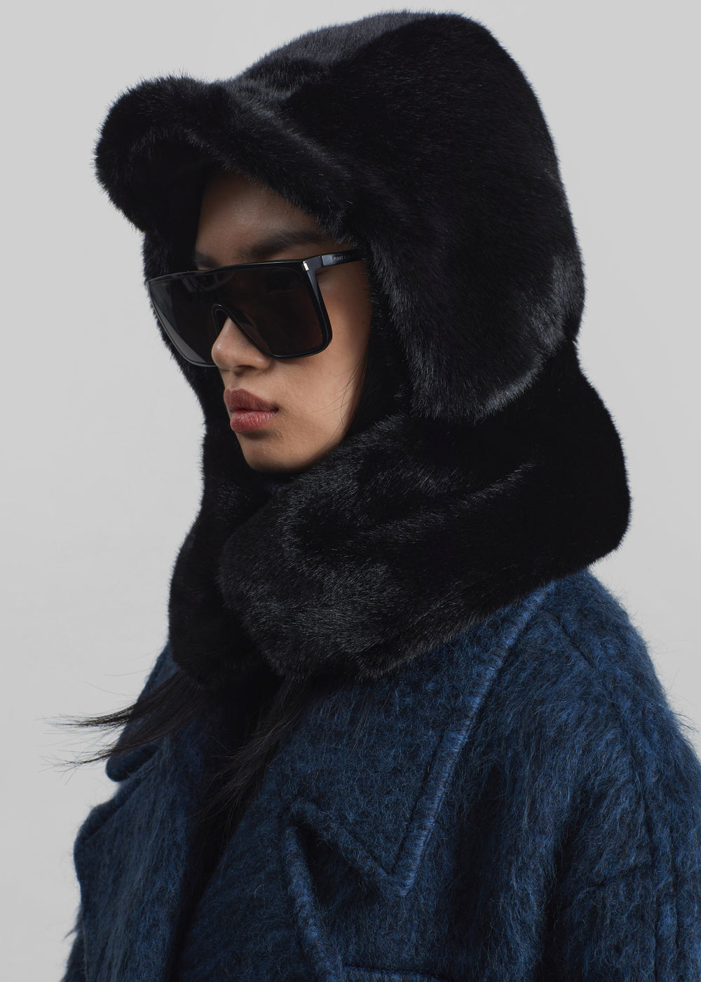 Kallio Faux Fur Hood - Black - 1