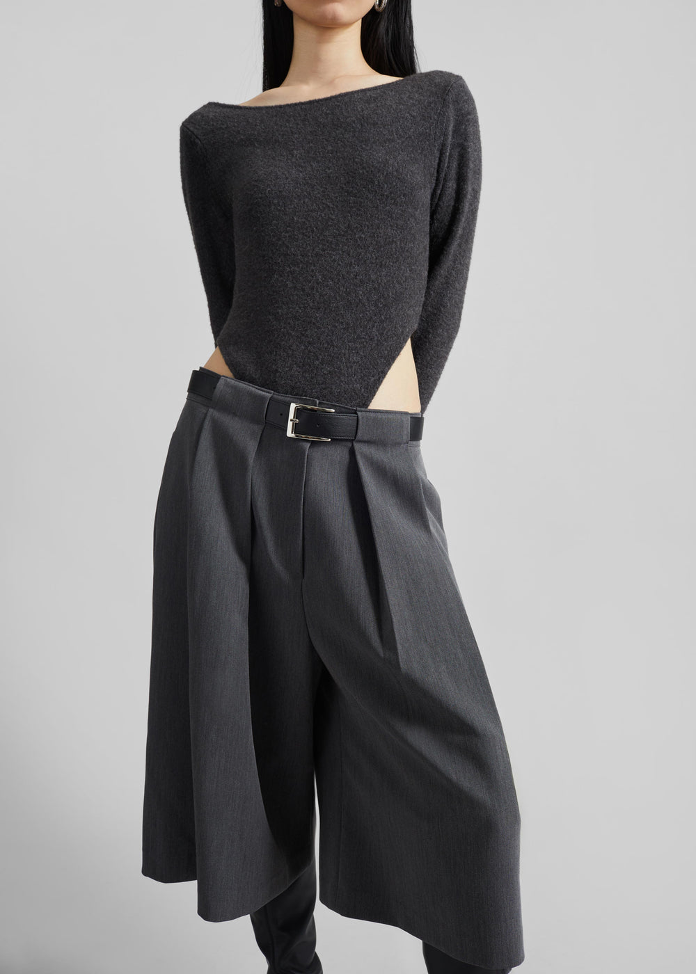 Kalvo Belted Bermuda Shorts - Dark Grey - 1