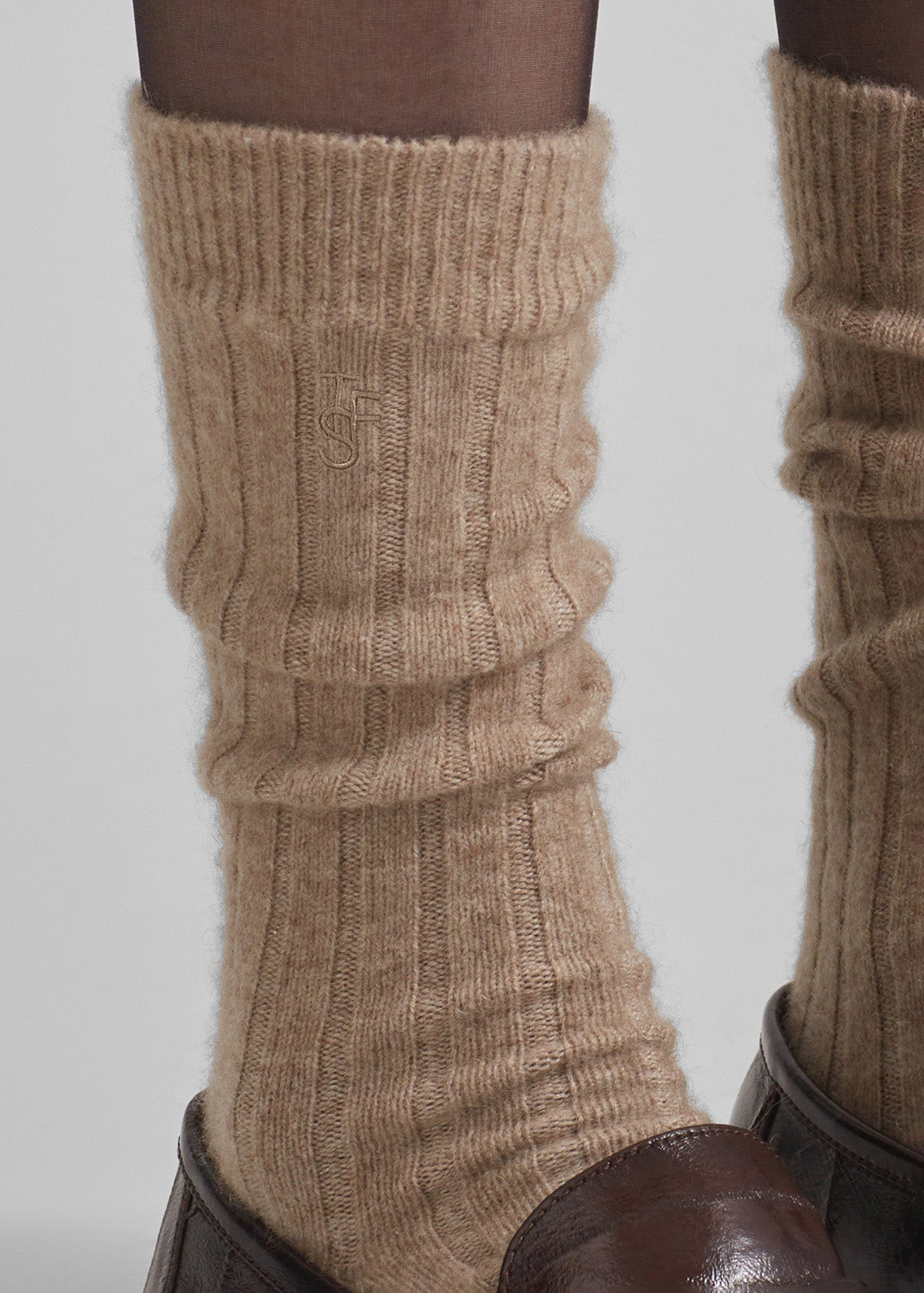 Kano Cashmere Ribbed Socks - Taupe - 10