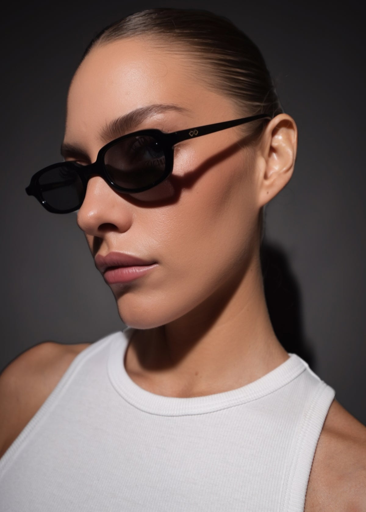 Karen Wazen Carolyn Sunglasses - Black - 1