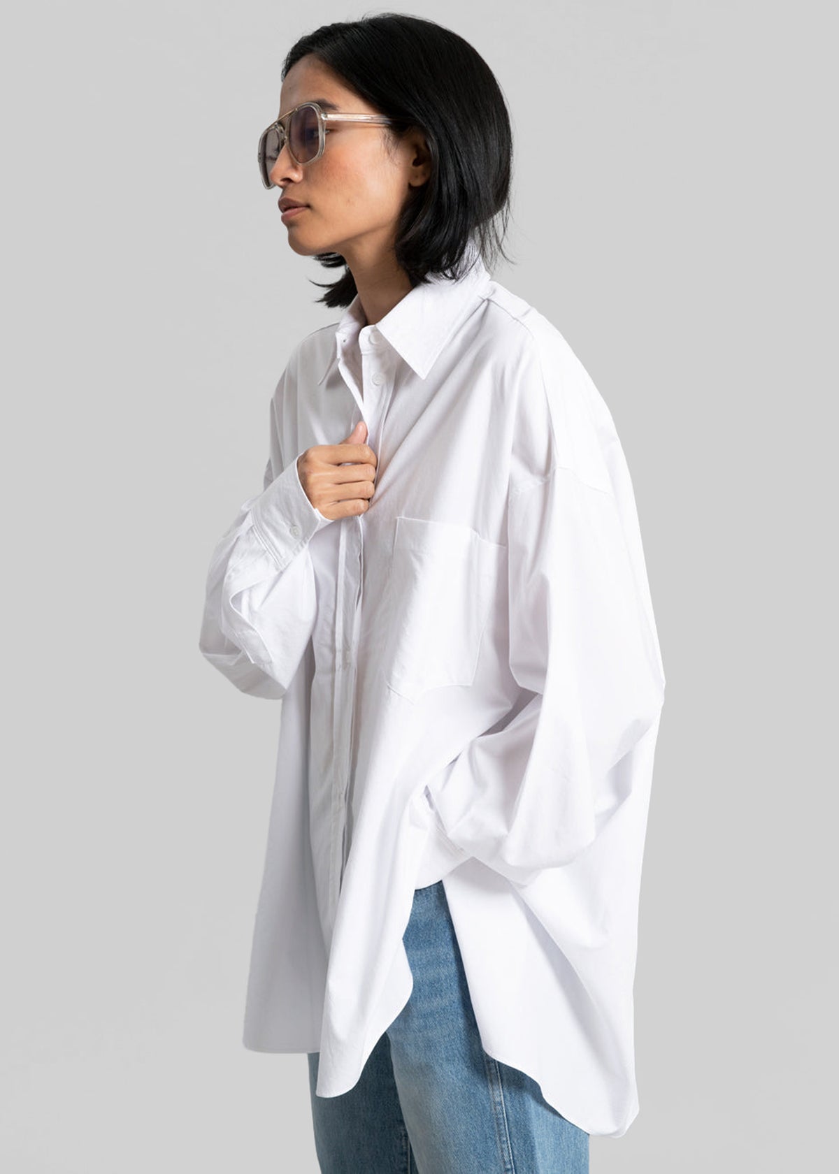 oversized white dress shirt women How to Style an Oversized White Shirt