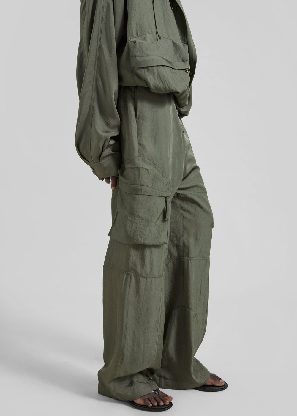 Kelly Fluid Cargo Pants - Moss Green - 1