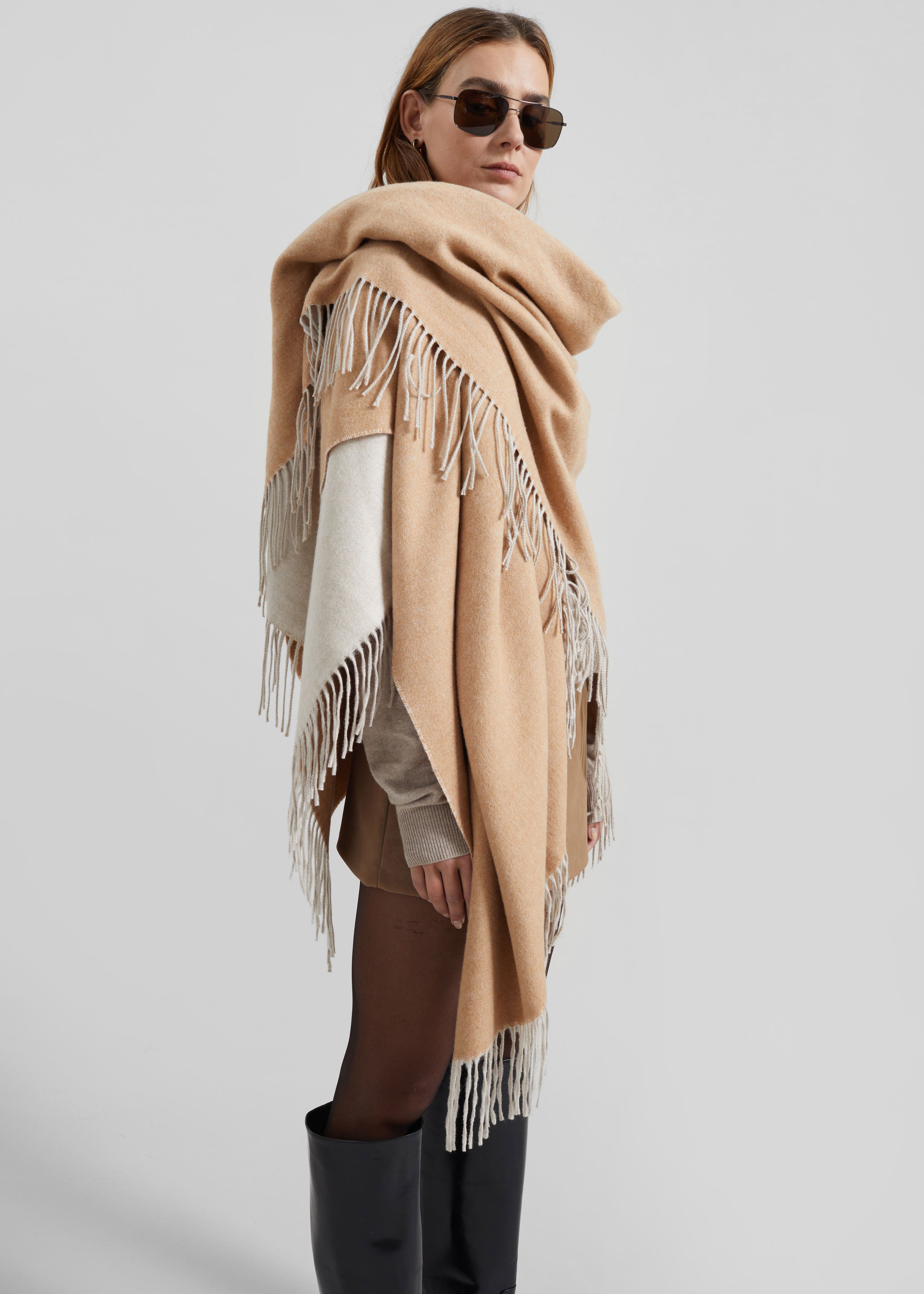 Kera Reversible Throw Blanket - Camel/Cream - 3