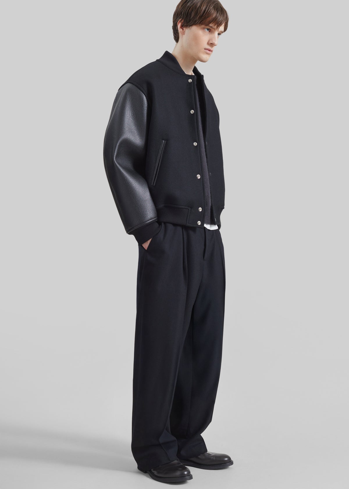 Kerava Oversized Bomber Jacket - Black - 5