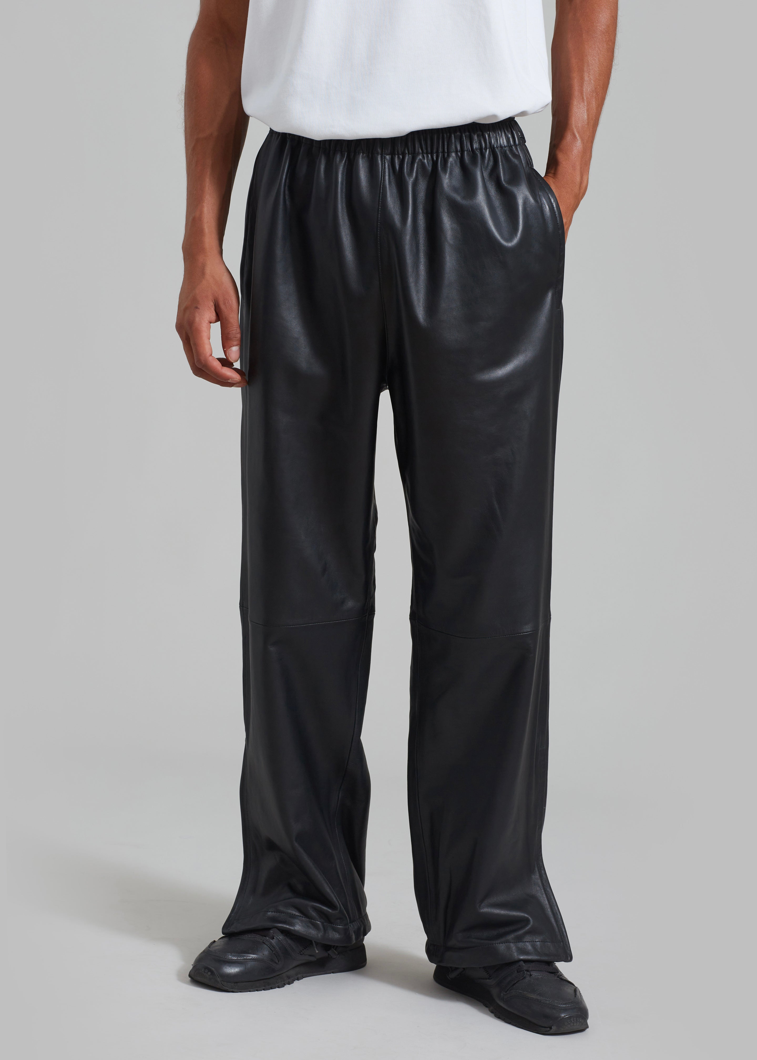 Kevin Leather Trousers - Black - 8 - [gender-male]