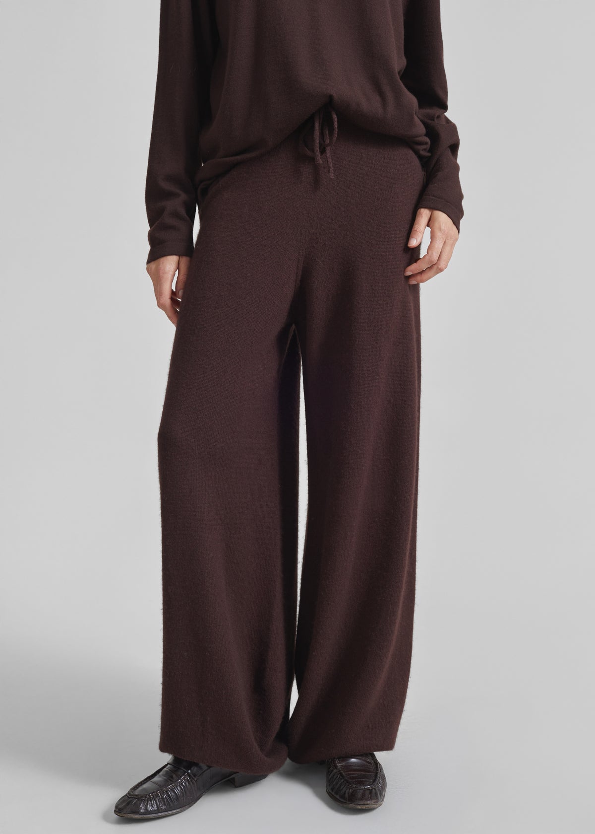 Kladno Knit Joggers - Brown - 2