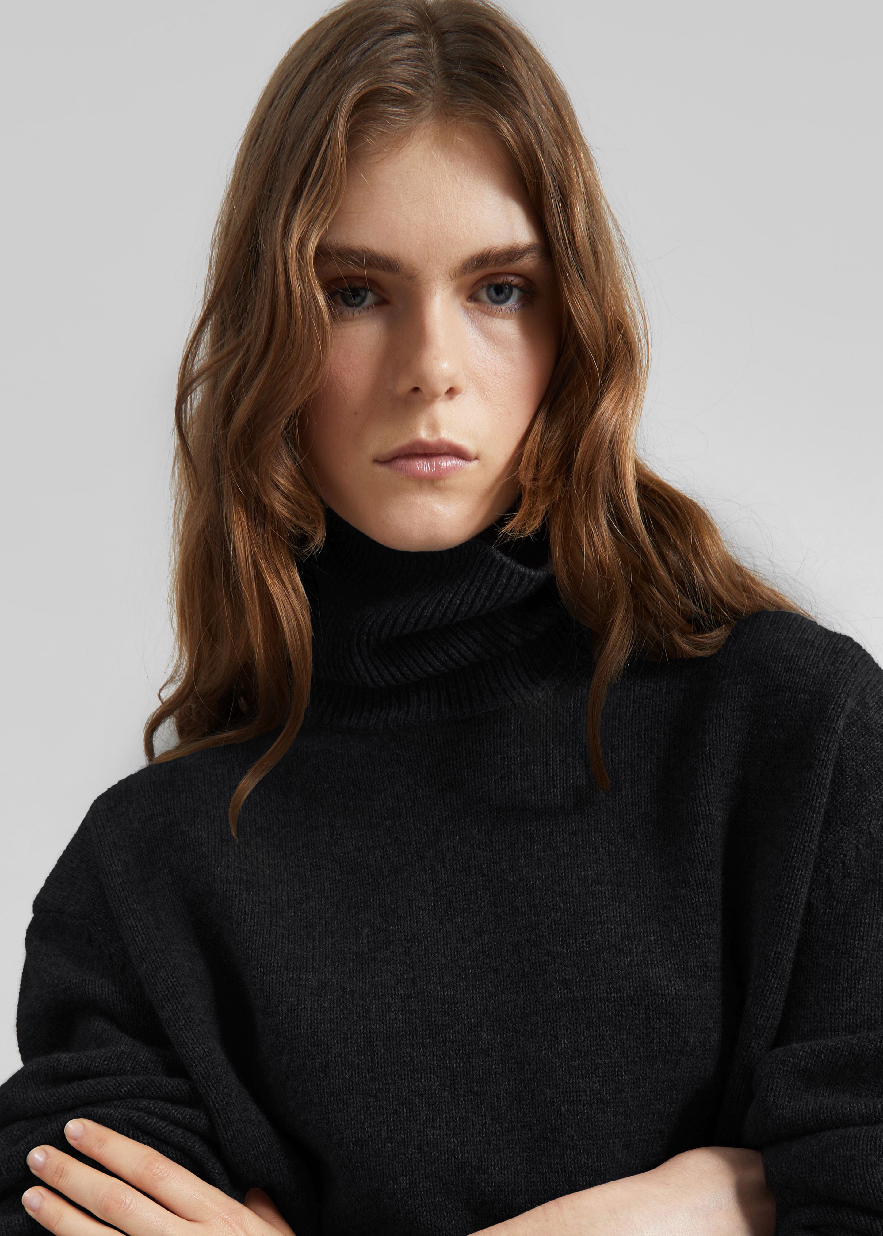 Koler Padded Knit Turtleneck - Black - 6
