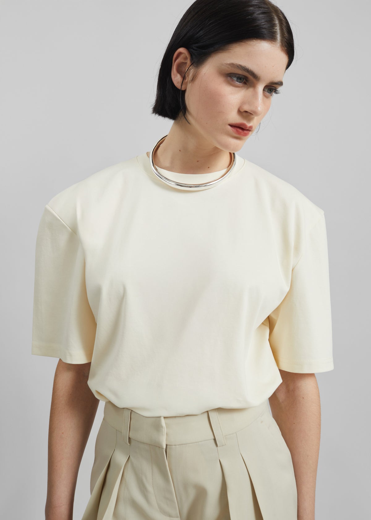 Laval Sculpted Sleeve T-Shirt - Cream - 3