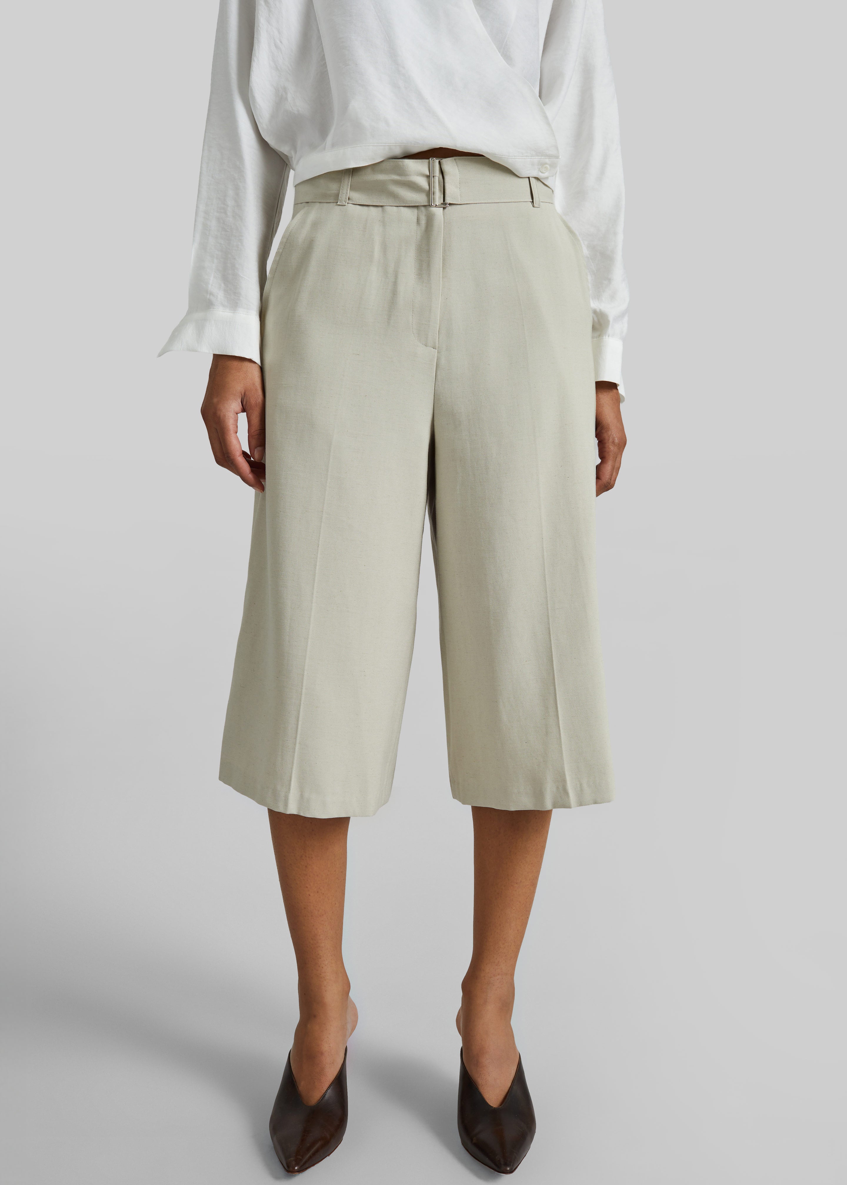 Lavre Belted Bermuda Shorts - Beige Melange - 3