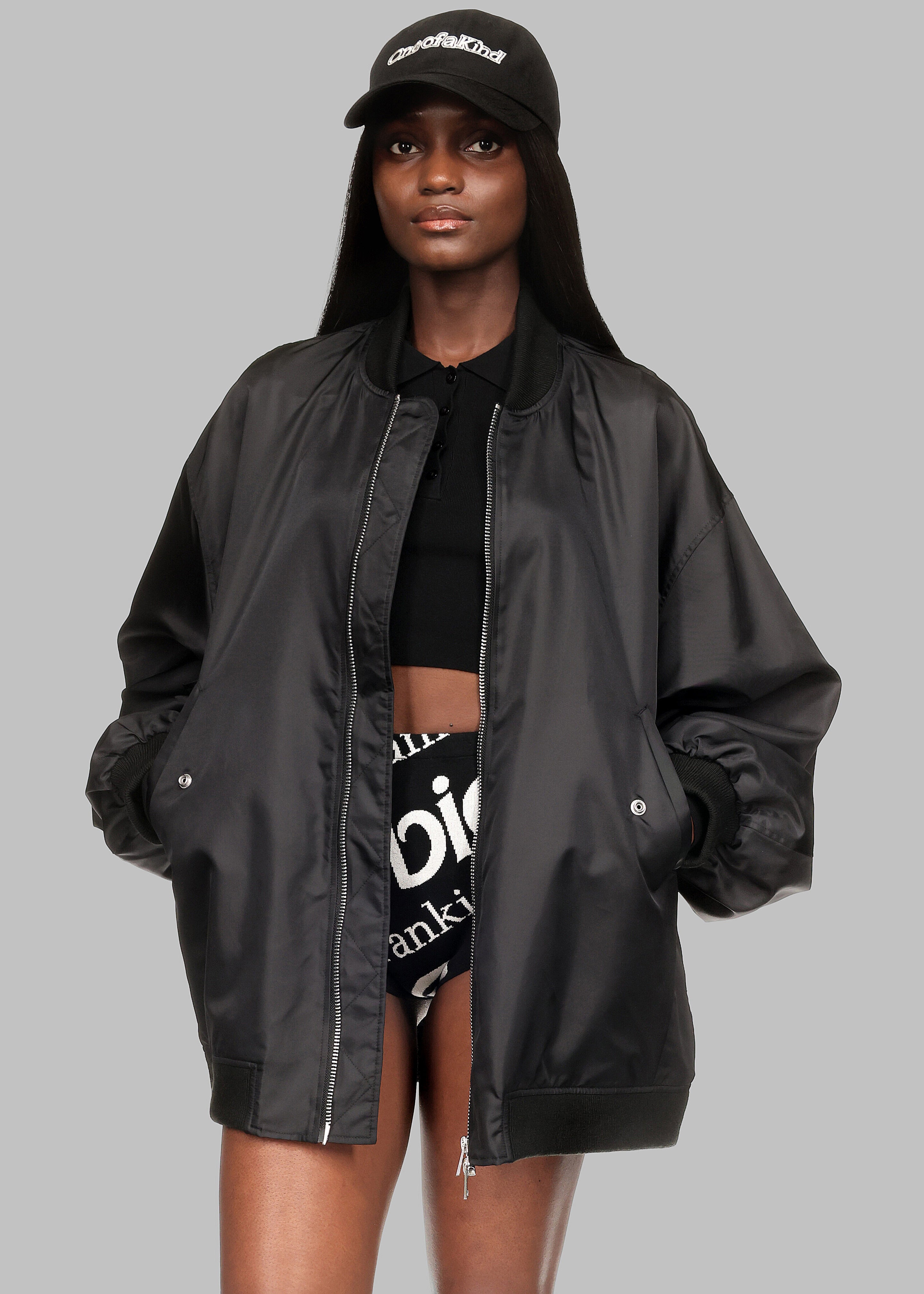 Lawrence Bomber Jacket x Barbie™ - Black - 3