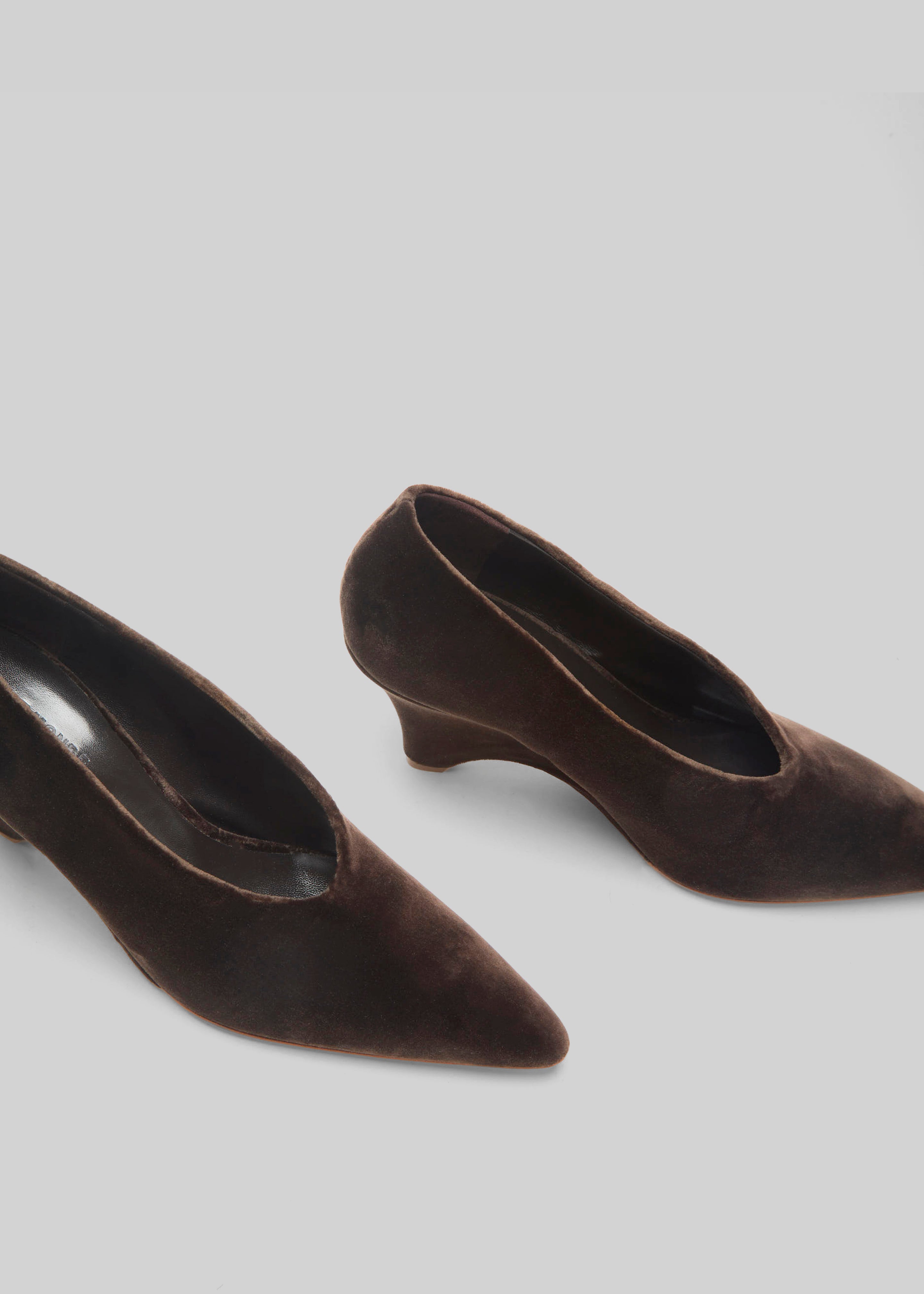 Le Monde Beryl Victoria Decolette Wedges - Visone - 4