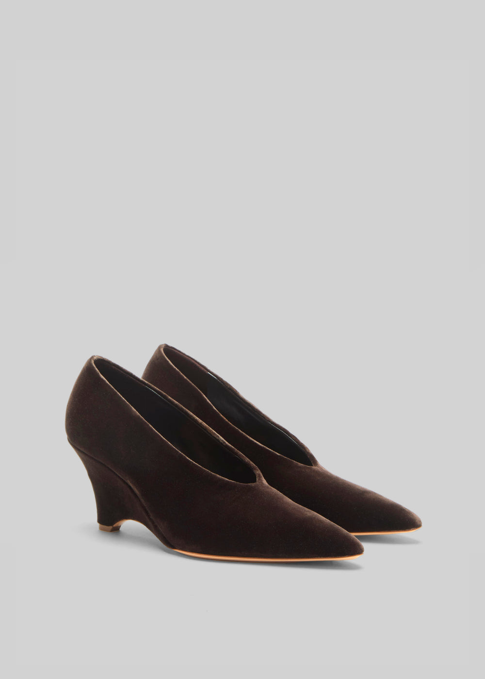 Le Monde Beryl Victoria Decolette Wedges - Visone