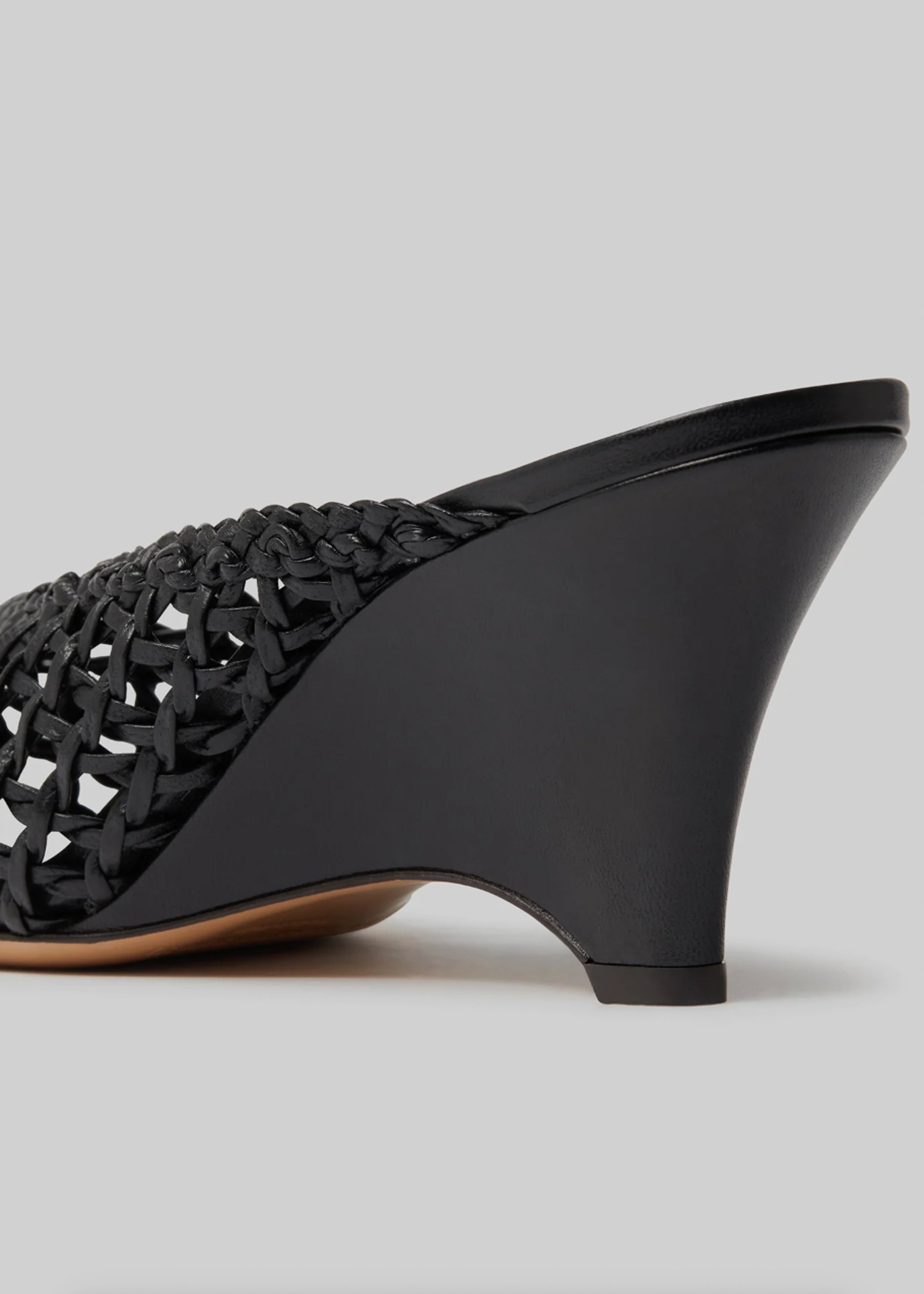 Le Monde Beryl Victoria Knotted Wedges - Black - 4