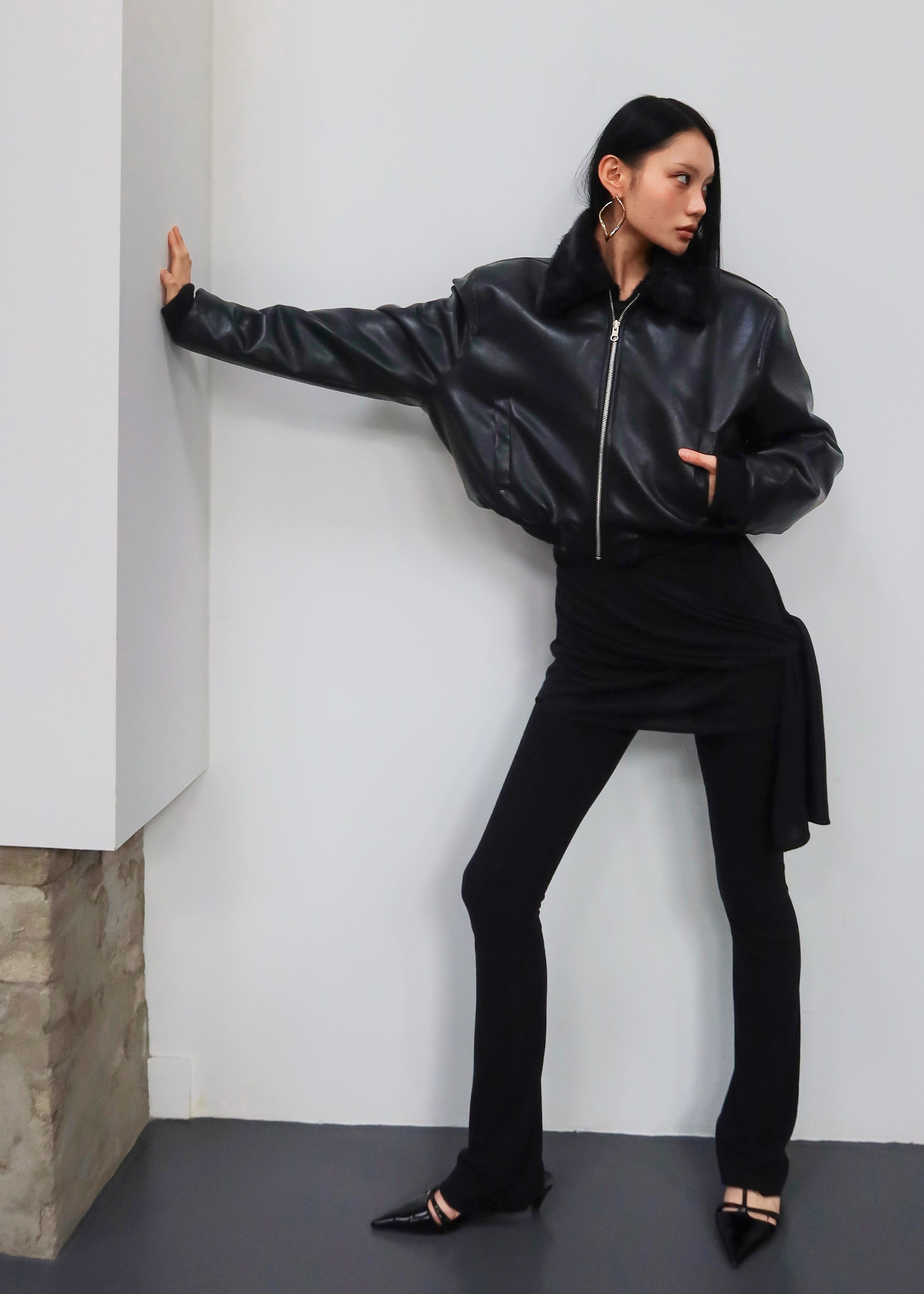 Leoben Reversible Bomber Jacket - Black – The Frankie Shop
