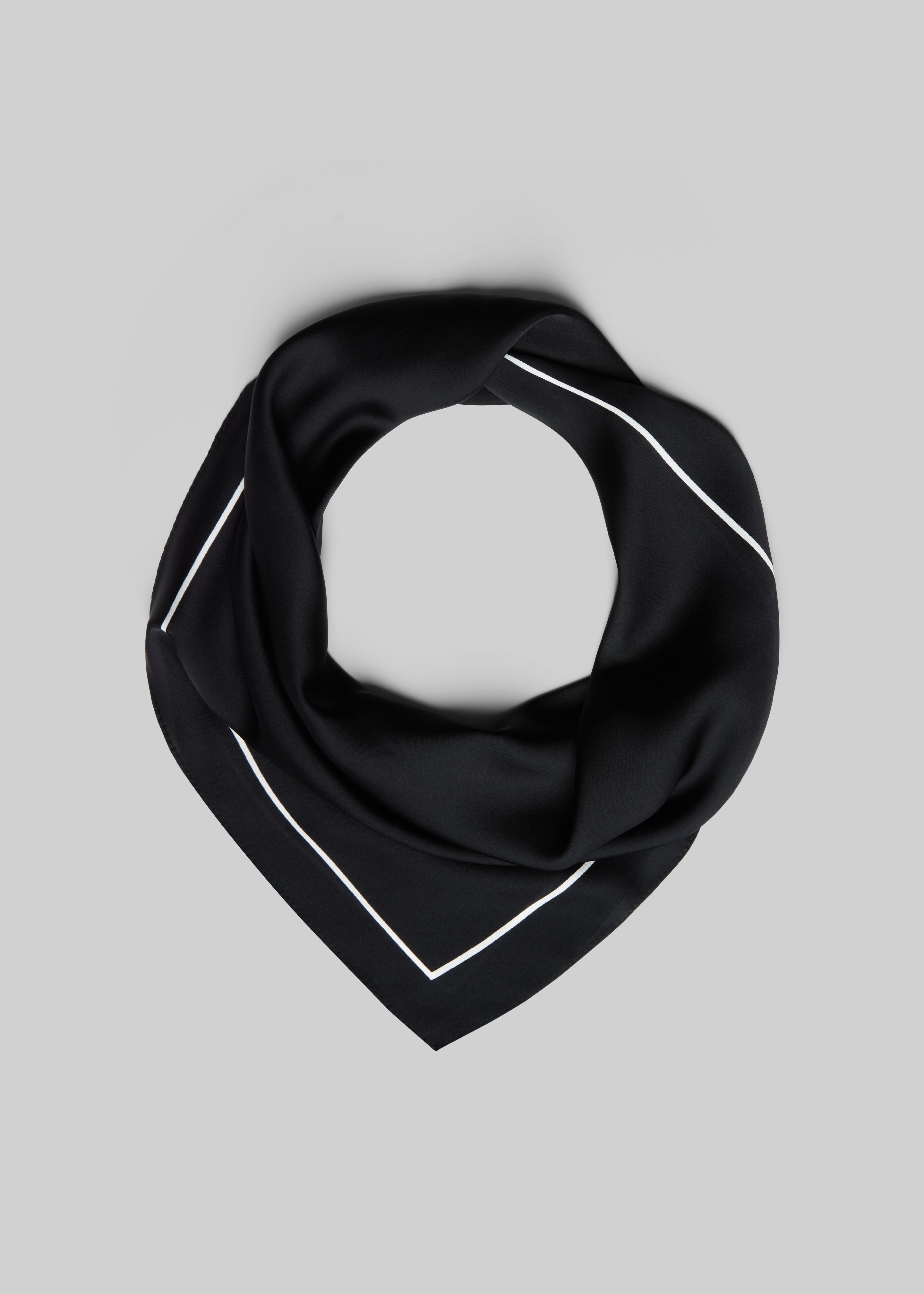 Lerici Square Scarf - Black - 2