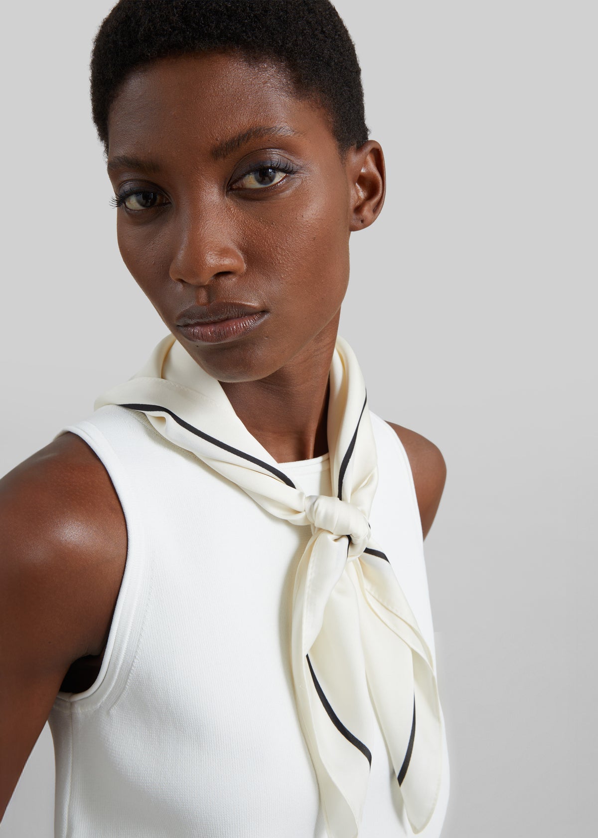 Lerici Square Scarf - Ivory/Black - 3
