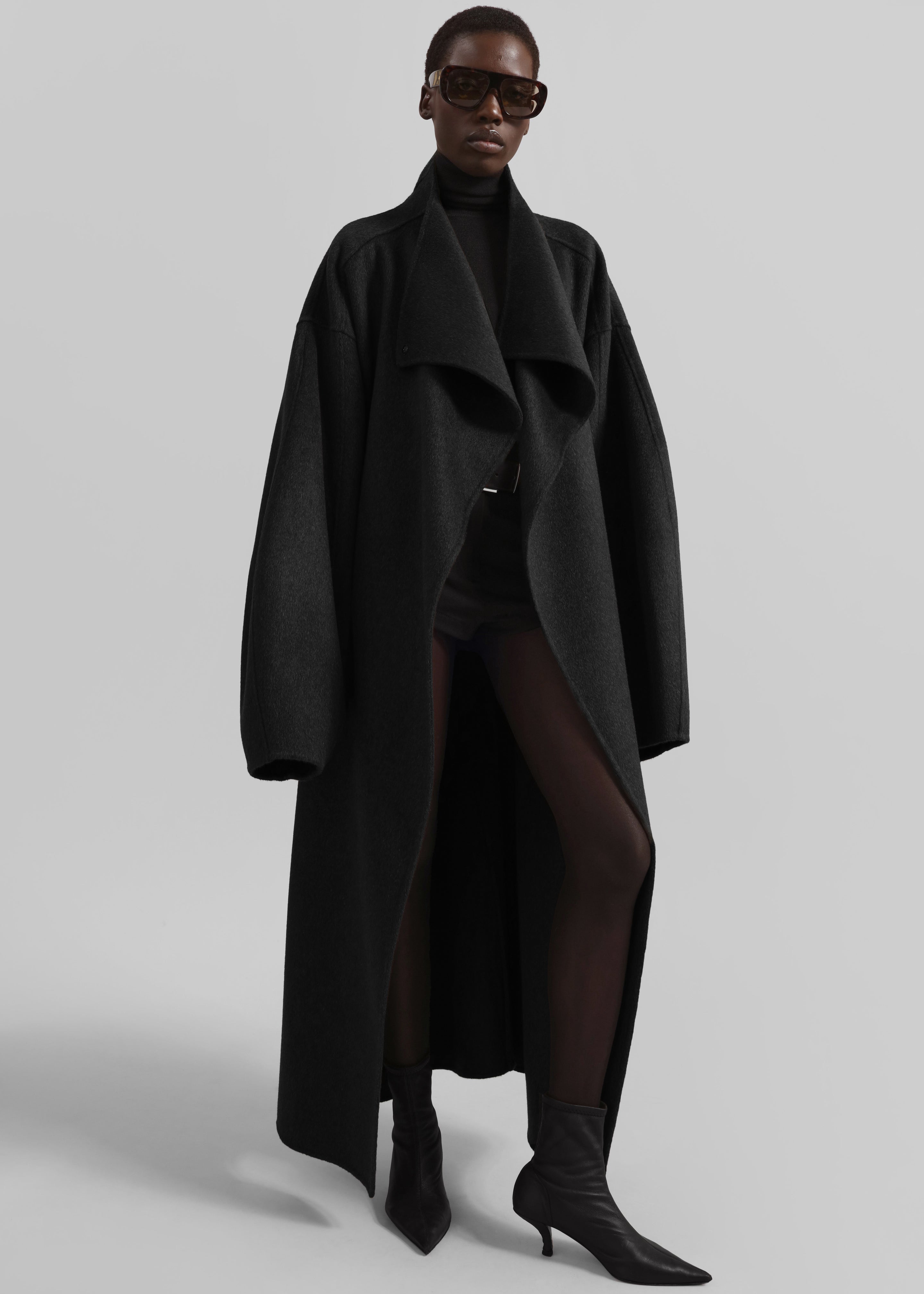 Mavis Long Coat - Black – The Frankie Shop