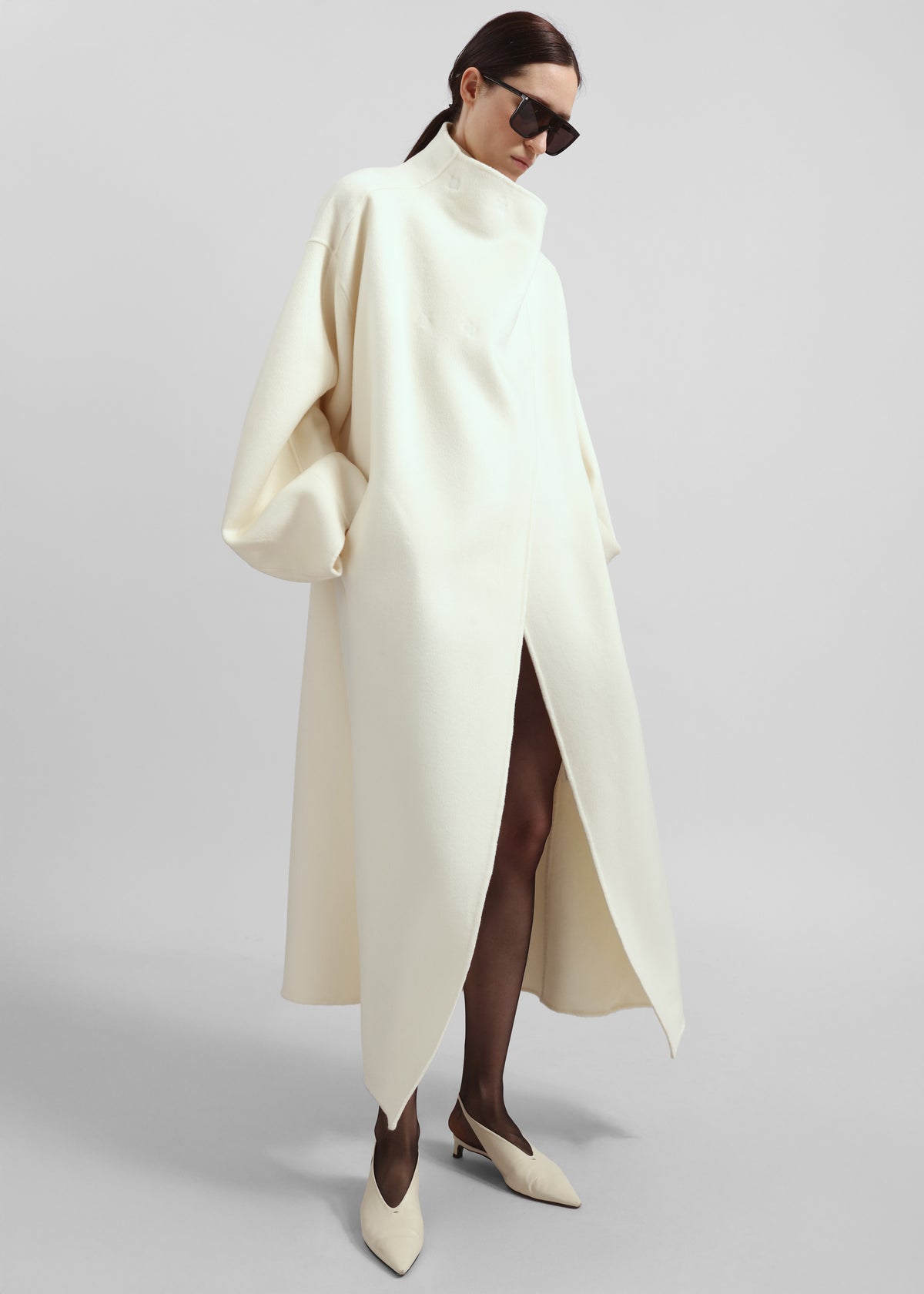 Leroy Funnel Neck Wool Coat - White - 4